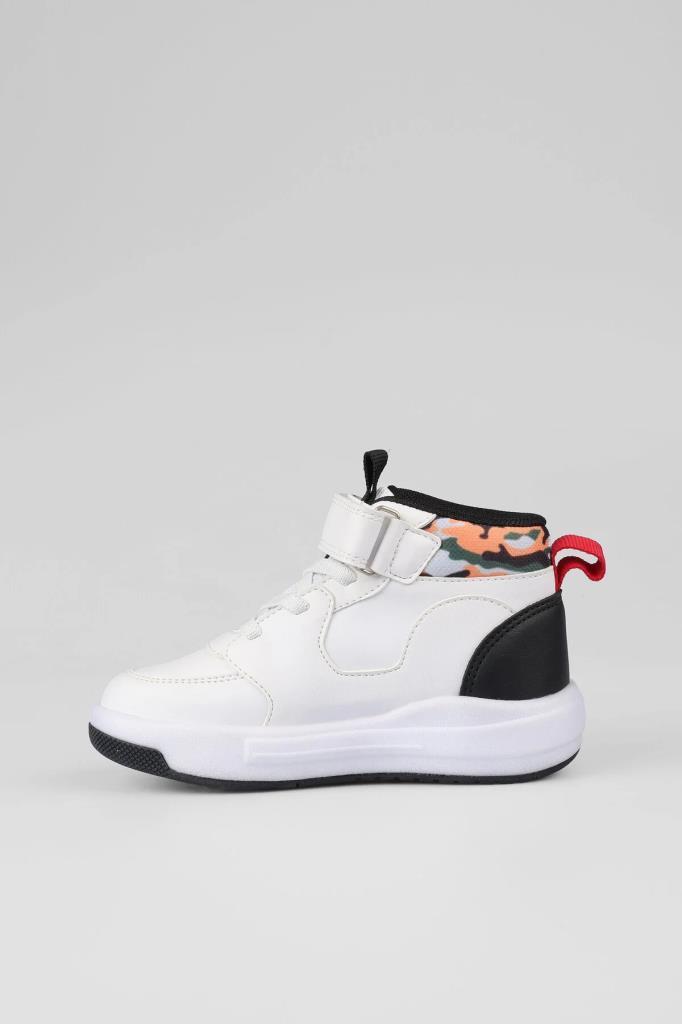 VİCCO 946.25K.435 BEYAZ ÇOCUK BOT