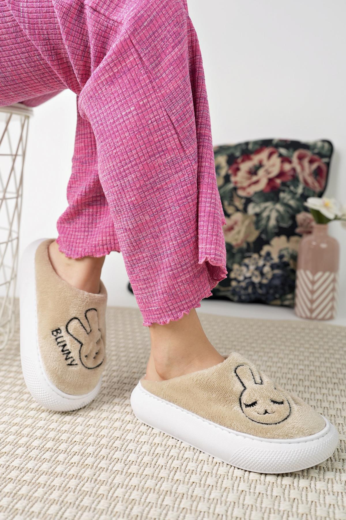 Modafrato BUNNY Tavşanlı Kadın Ev Terliği Kışlık Yünlü Terlik Bej