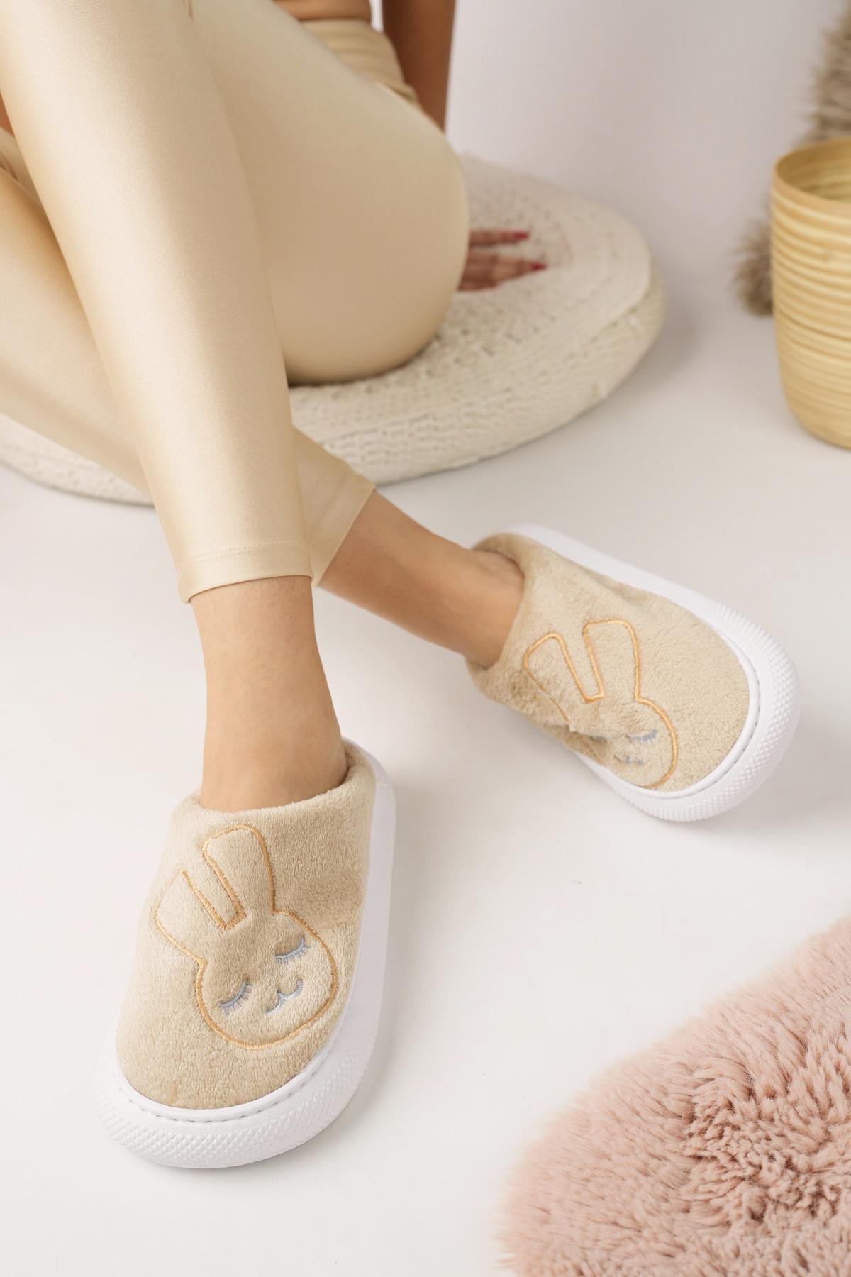 Modafrato BUNNY Tavşanlı Kadın Ev Terliği Kışlık Yünlü Terlik Bej