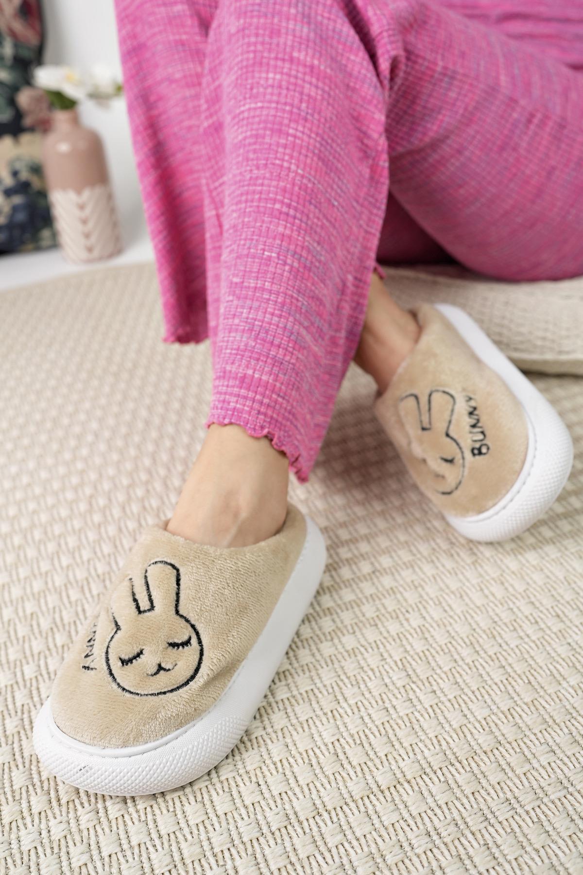 Modafrato BUNNY Tavşanlı Kadın Ev Terliği Kışlık Yünlü Terlik Bej