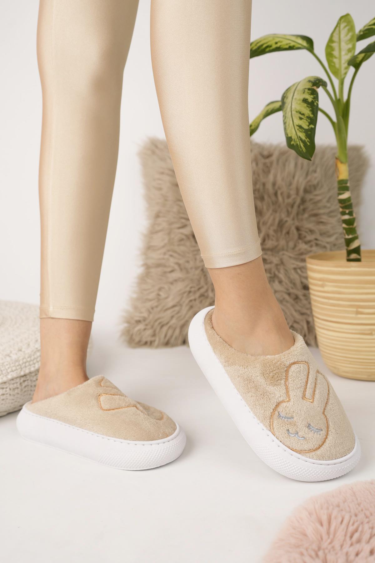 Modafrato BUNNY Tavşanlı Kadın Ev Terliği Kışlık Yünlü Terlik Bej