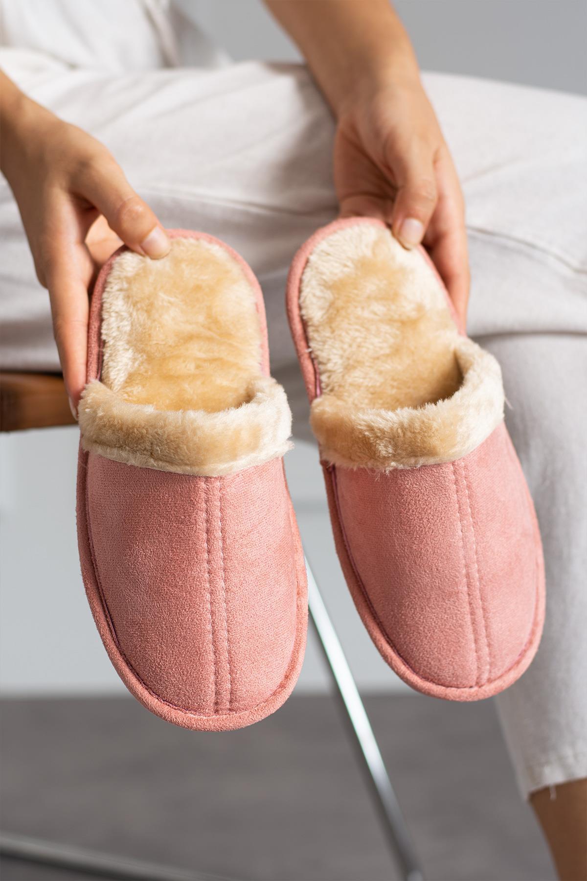Modafrato Pufidi Kapalı Yünlü Unisex Ev Terliği Kışlık Terlik Pembe