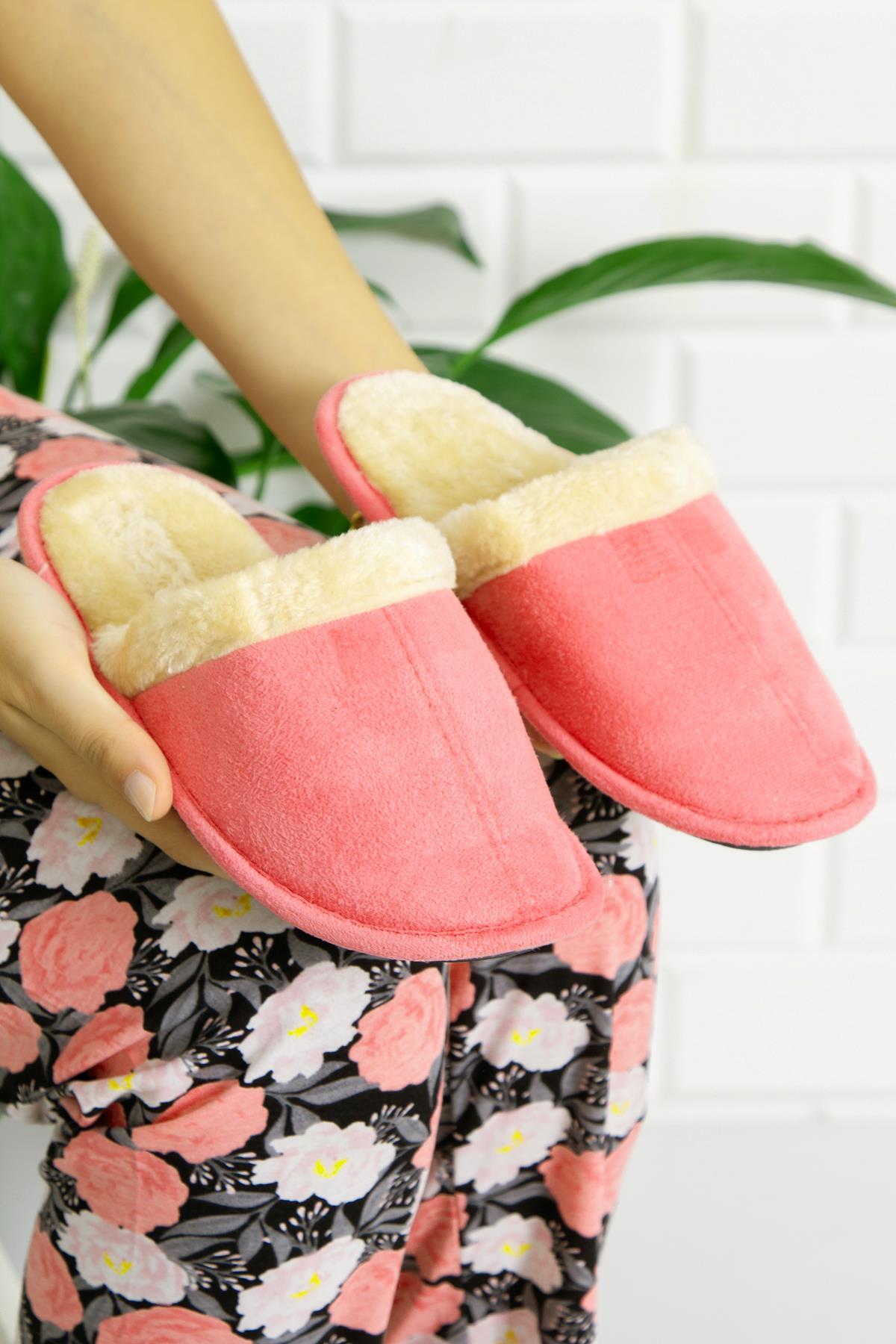 Modafrato Pufidi Kapalı Yünlü Unisex Ev Terliği Kışlık Terlik Pembe