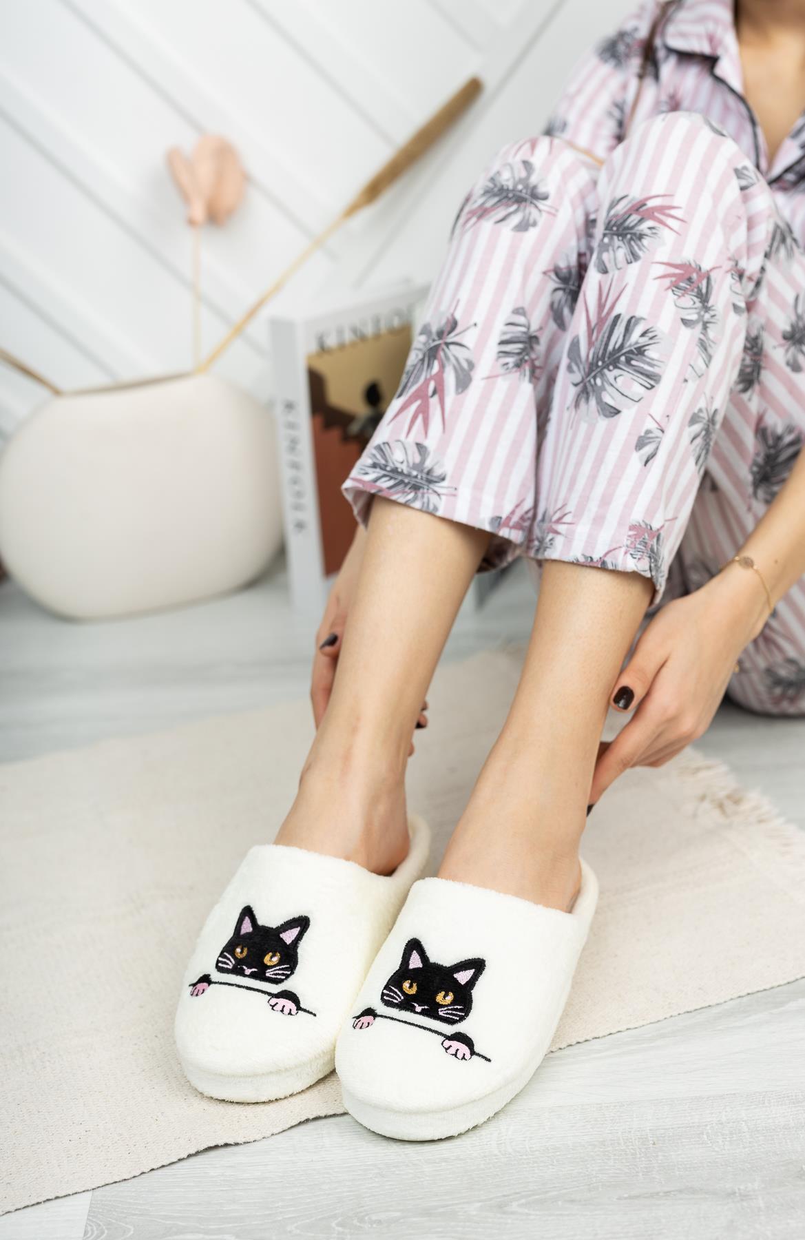 Modafrato RP-KEDİ Yünlü Kadın Ev Terliği Ses Yapmayan Yumuşak Taban Pembe