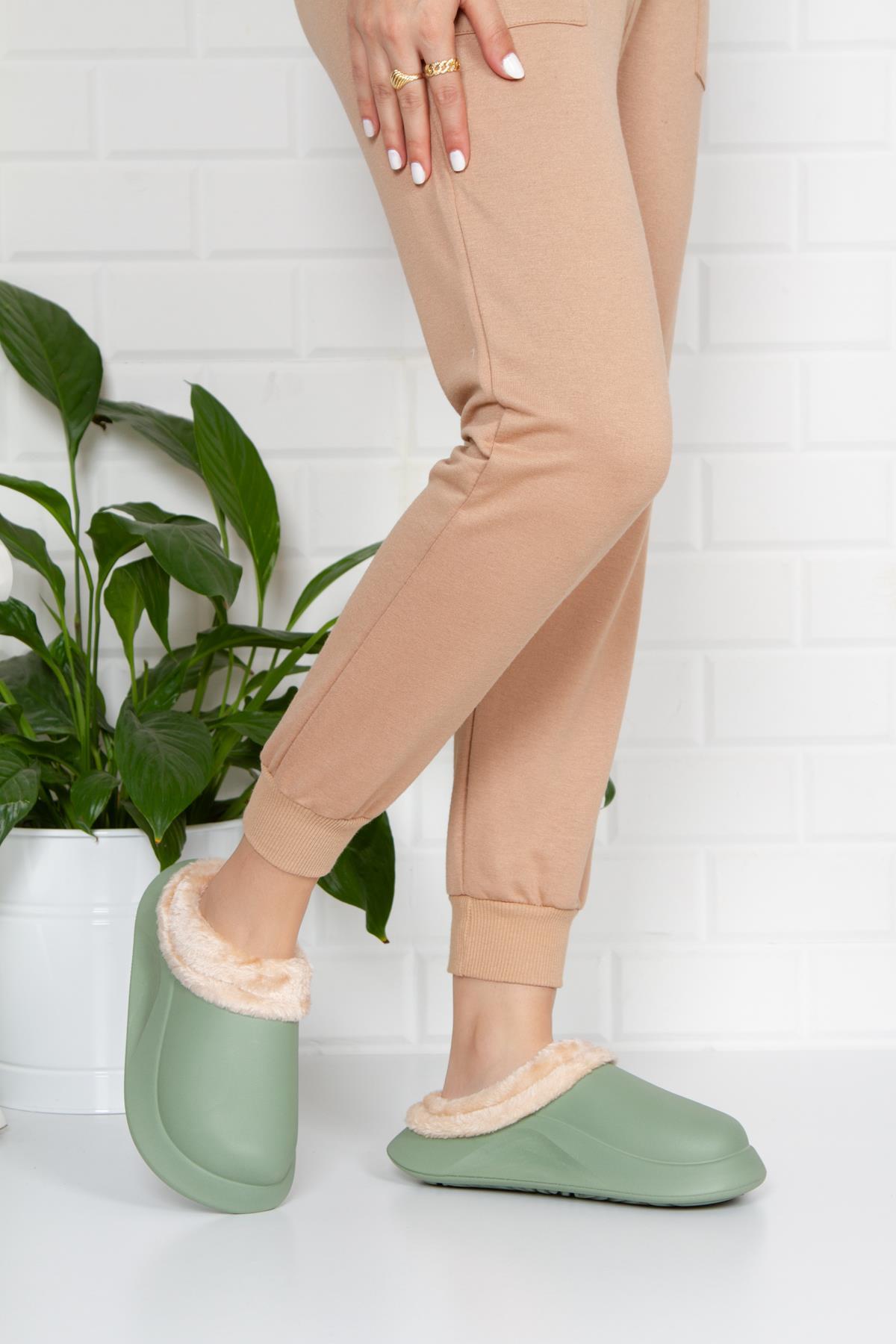 Modafrato Uzay Kapalı İçi Yünlü Unisex Ev Terliği Kışlık Terlik Yeşil