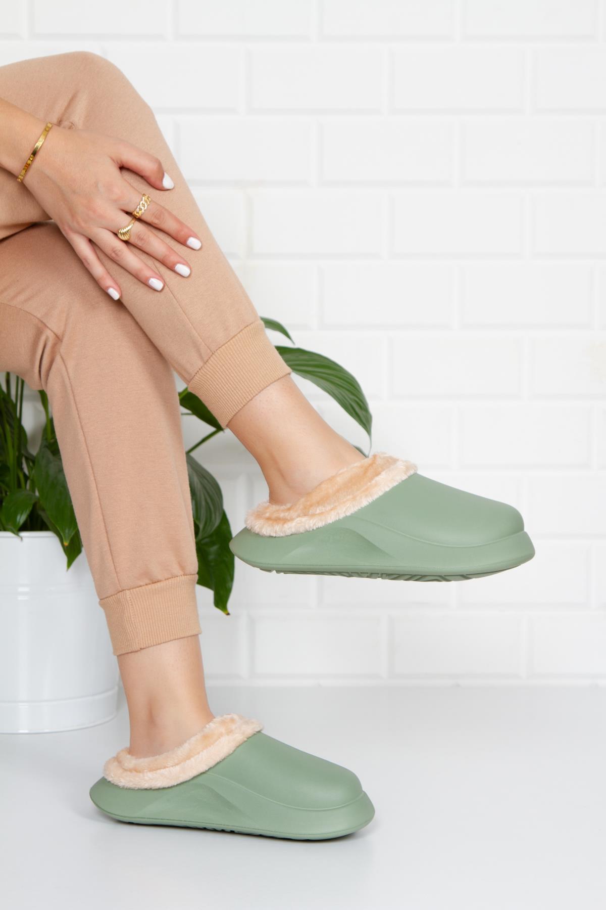 Modafrato Uzay Kapalı İçi Yünlü Unisex Ev Terliği Kışlık Terlik Yeşil