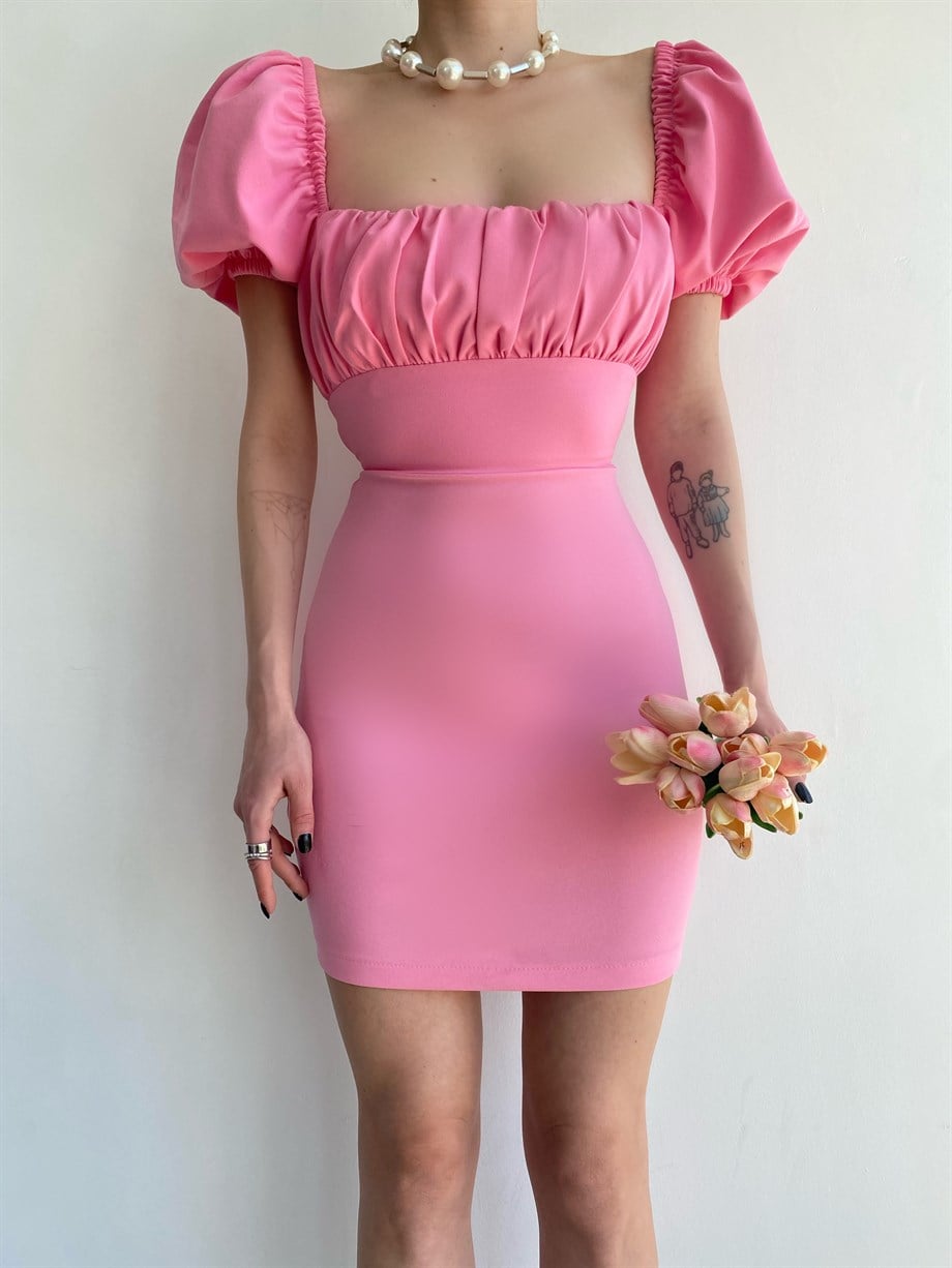 Adel Elbise Pembe 