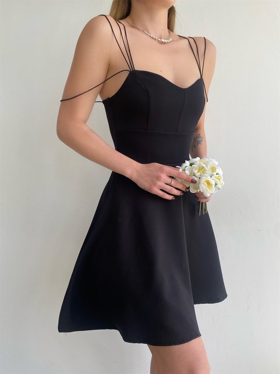 Erika Elbise Siyah