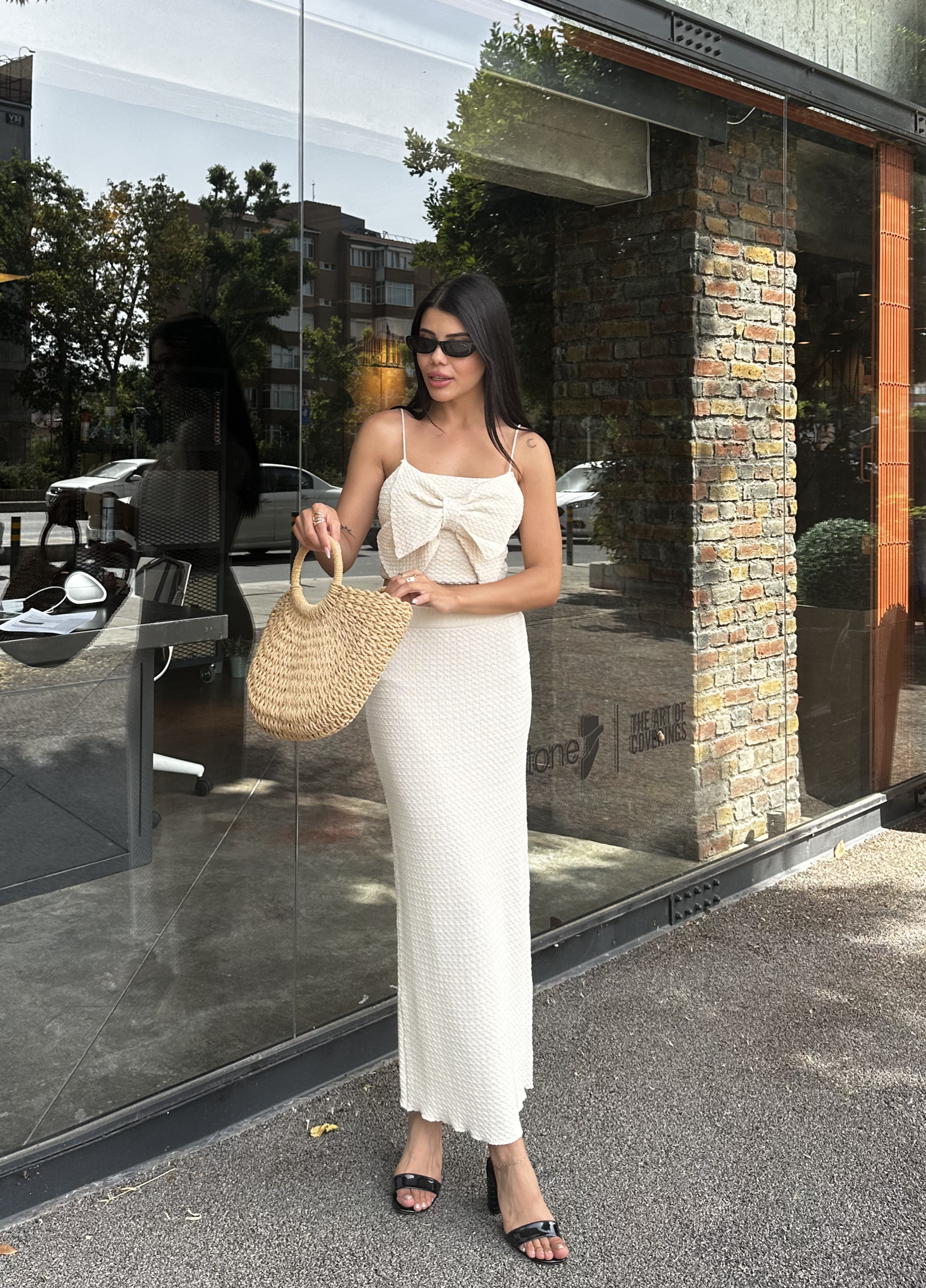 Fiyonk Detaylı Triko Takım Ekru