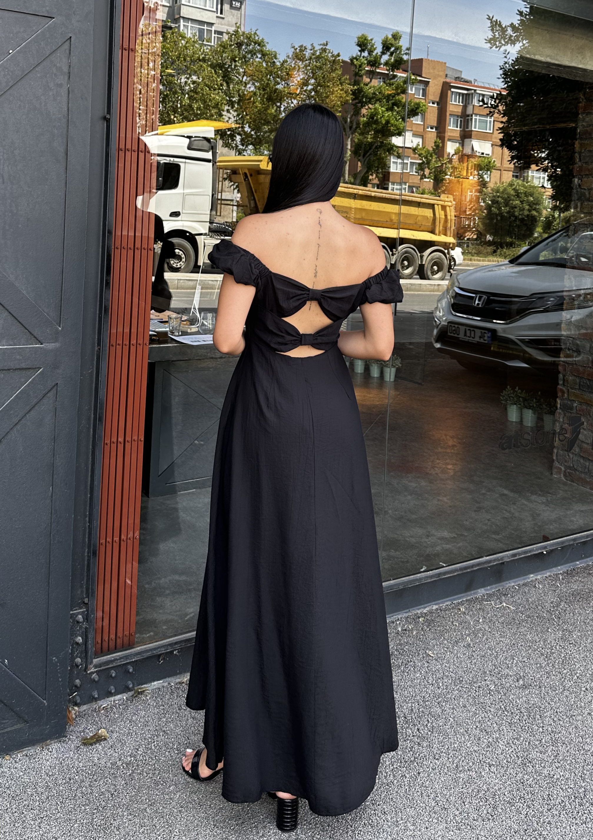 Sırt Dekolteli Poplin Elbise Siyah