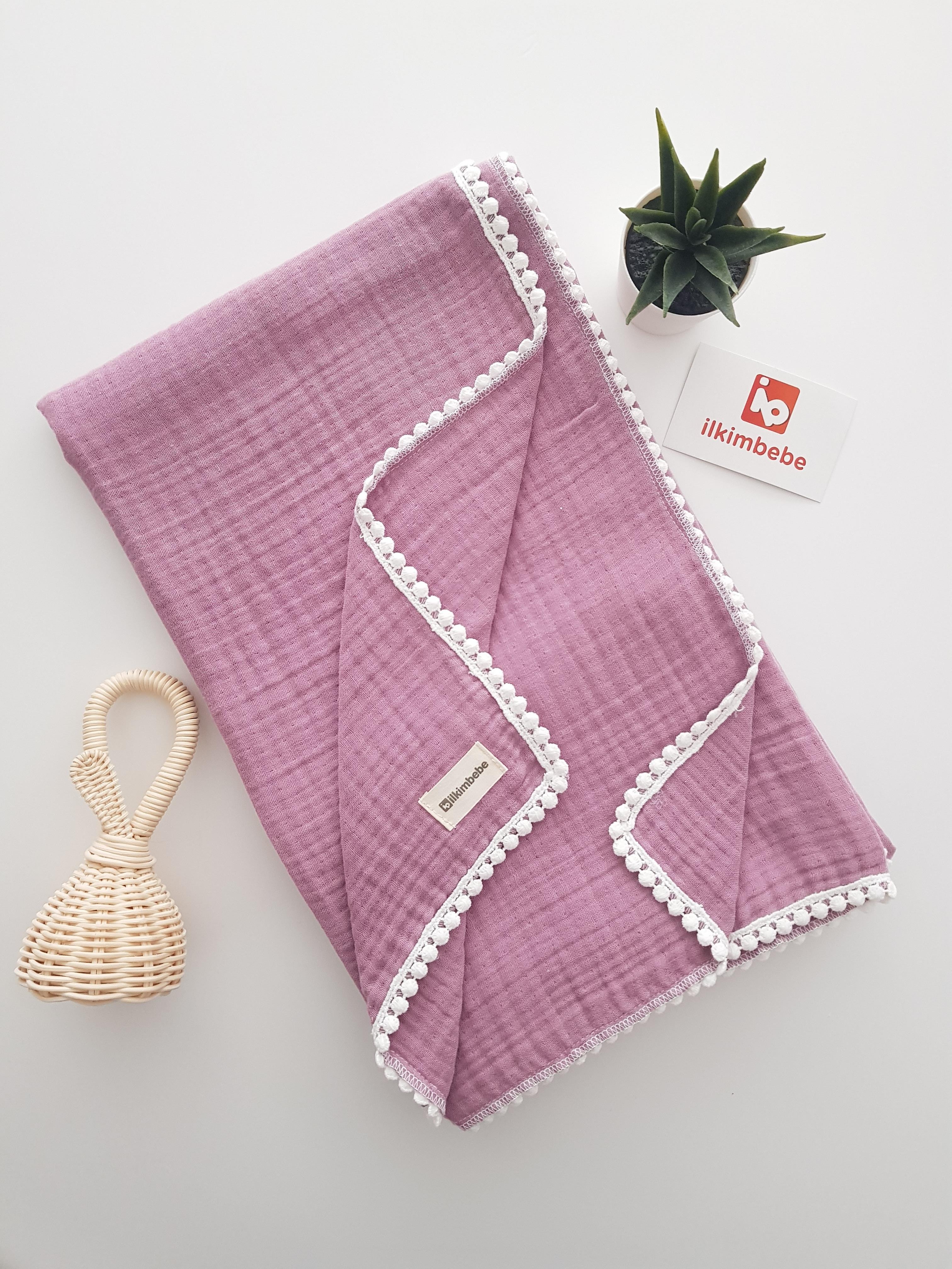 4 Katlı Ponponlu Müslin Bebek Battaniyesi 100x100 - BATTANİYE&ALT AÇMA