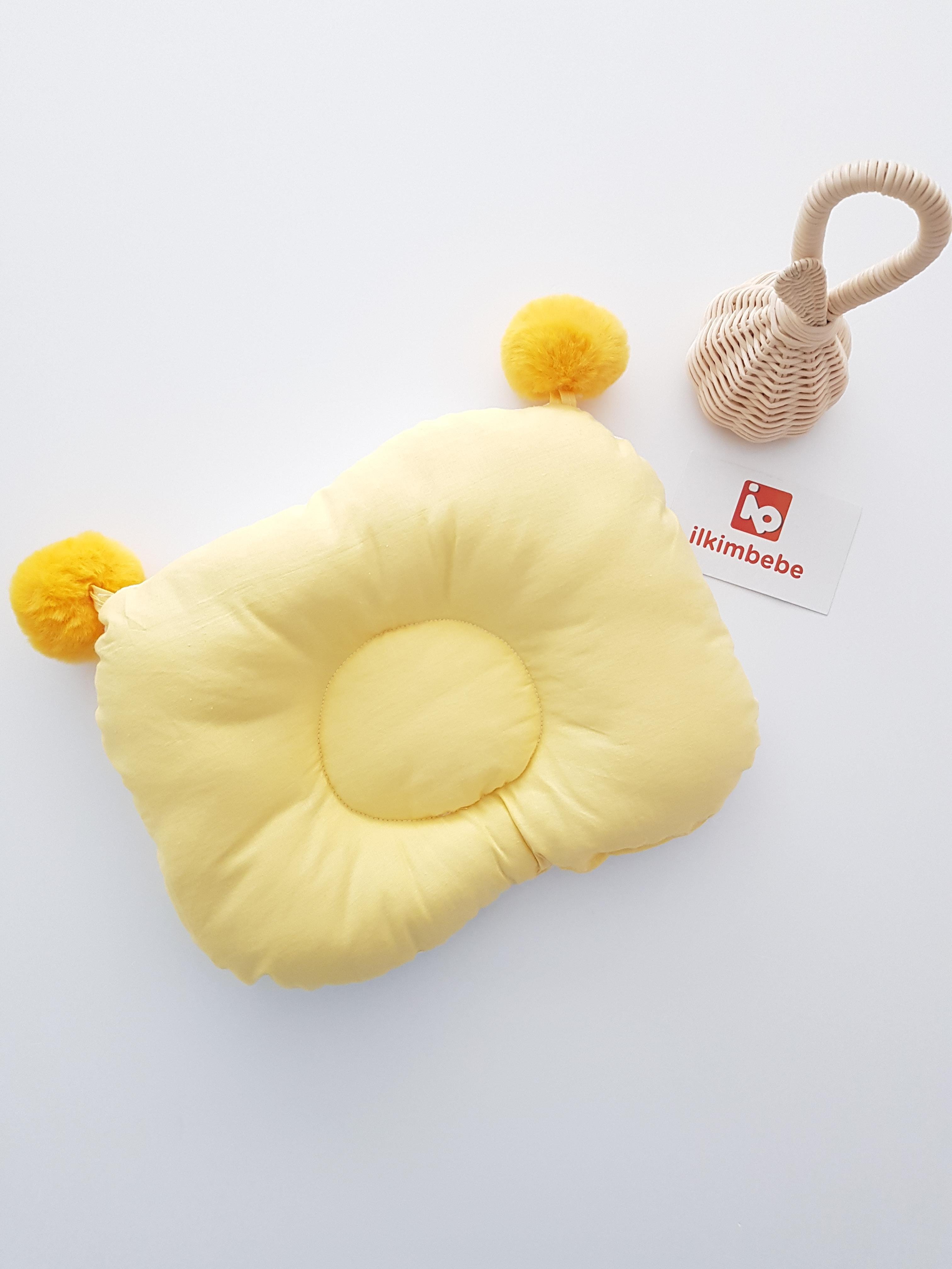 Balinalı Büyük Ponponlu Müslin Bebek Battaniyesi ve Yastık Seti 85x90 - Battaniye ve Yastık Seti