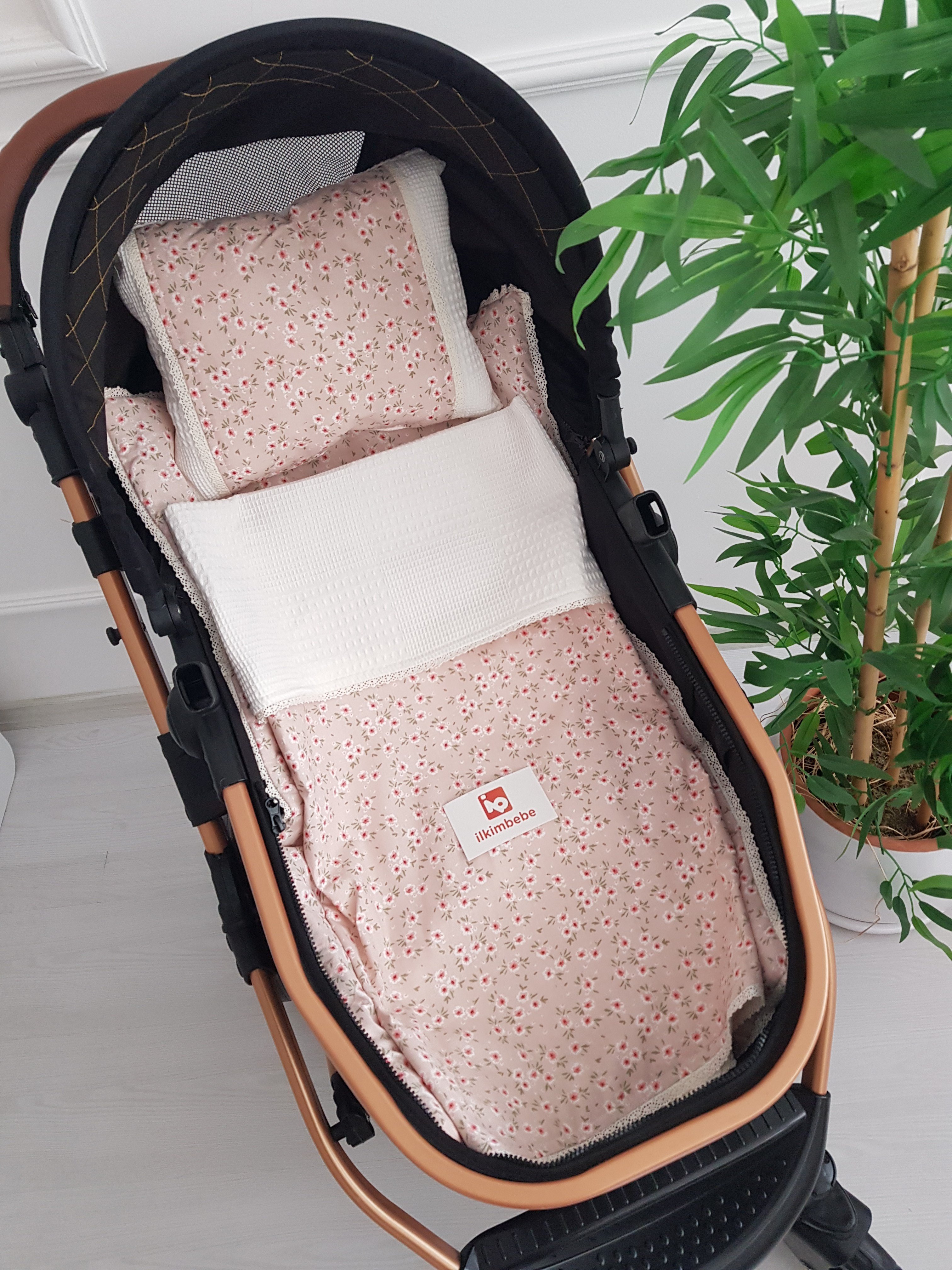 Çiçekli 5li Bebek Seti - KIZ BEBEK