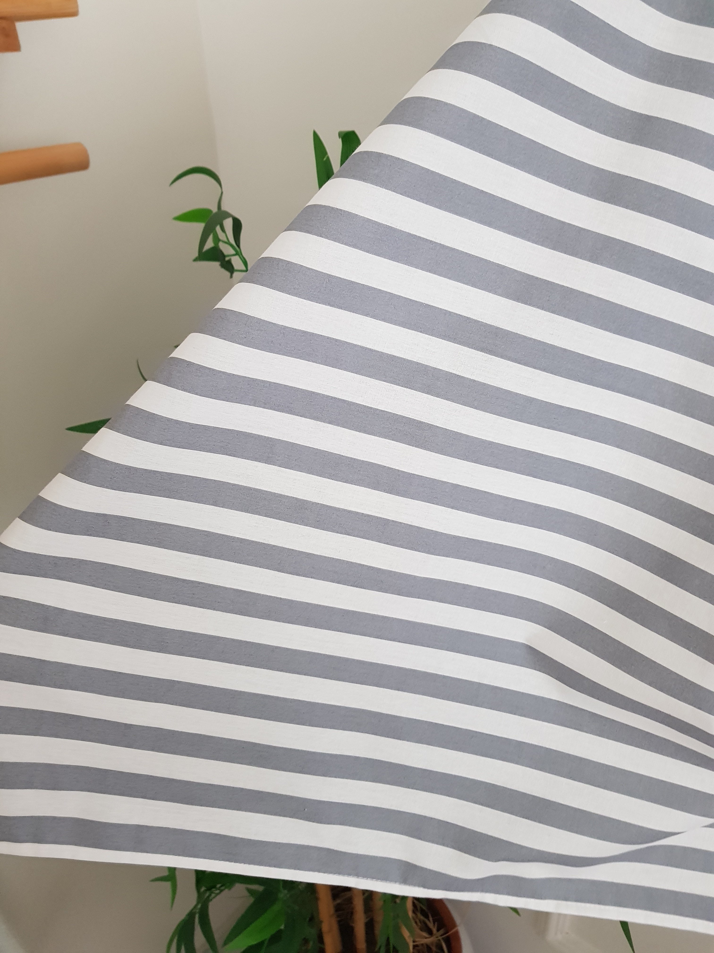 Çizgili Anne Bebek Balenli Emzirme Önlüğü 70x100 - Emzirme Önlüğü