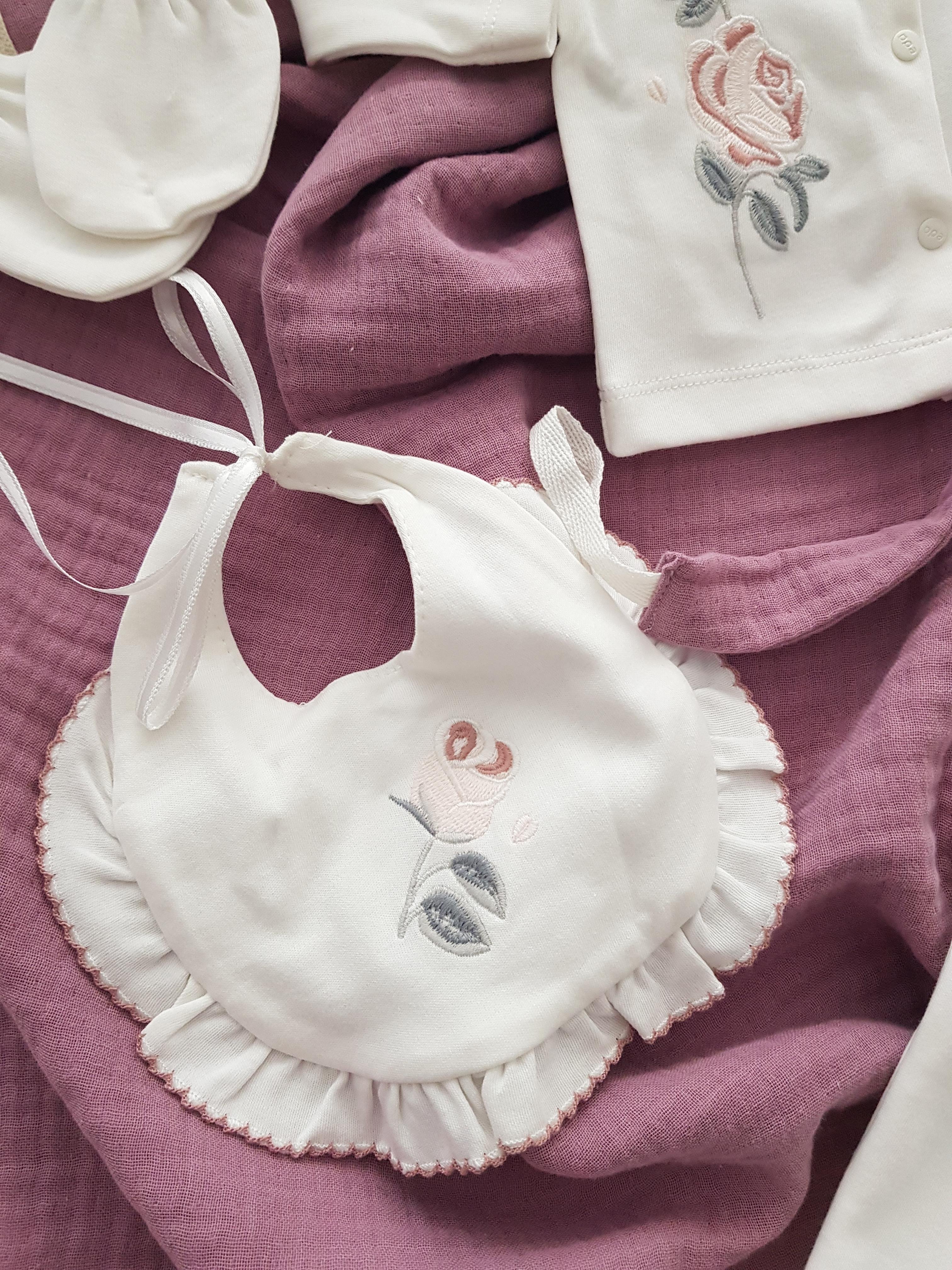 Dantelli Nakışlı 8li Set - KIZ BEBEK