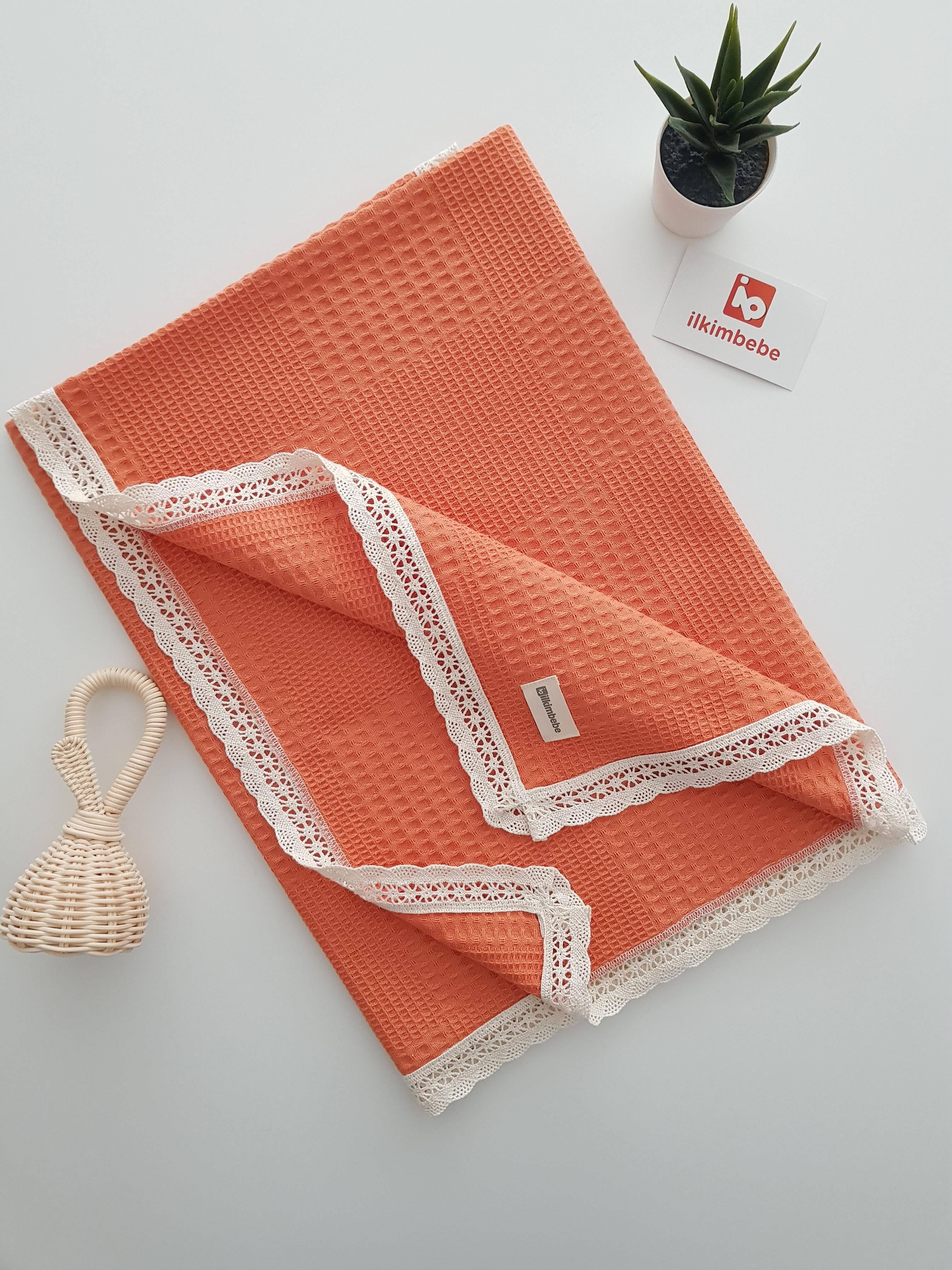 Dantelli Pike Bebek Battaniyesi 85x90 - BATTANİYE&ALT AÇMA