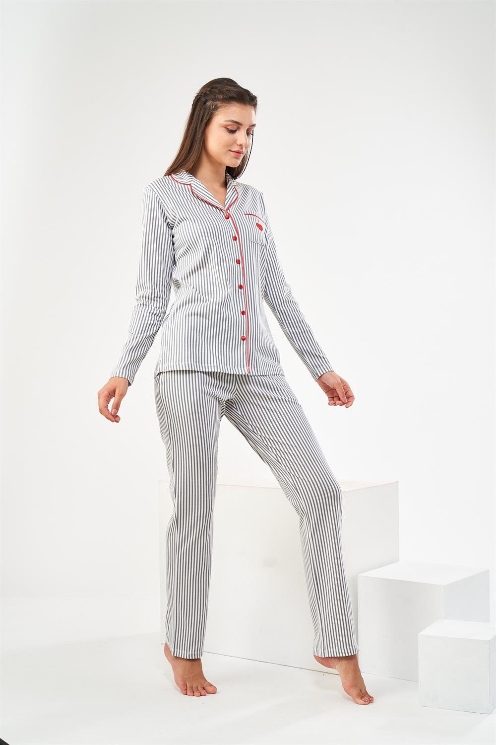 Düğmeli Çizgili Kadın Pijama Takımı - KADIN