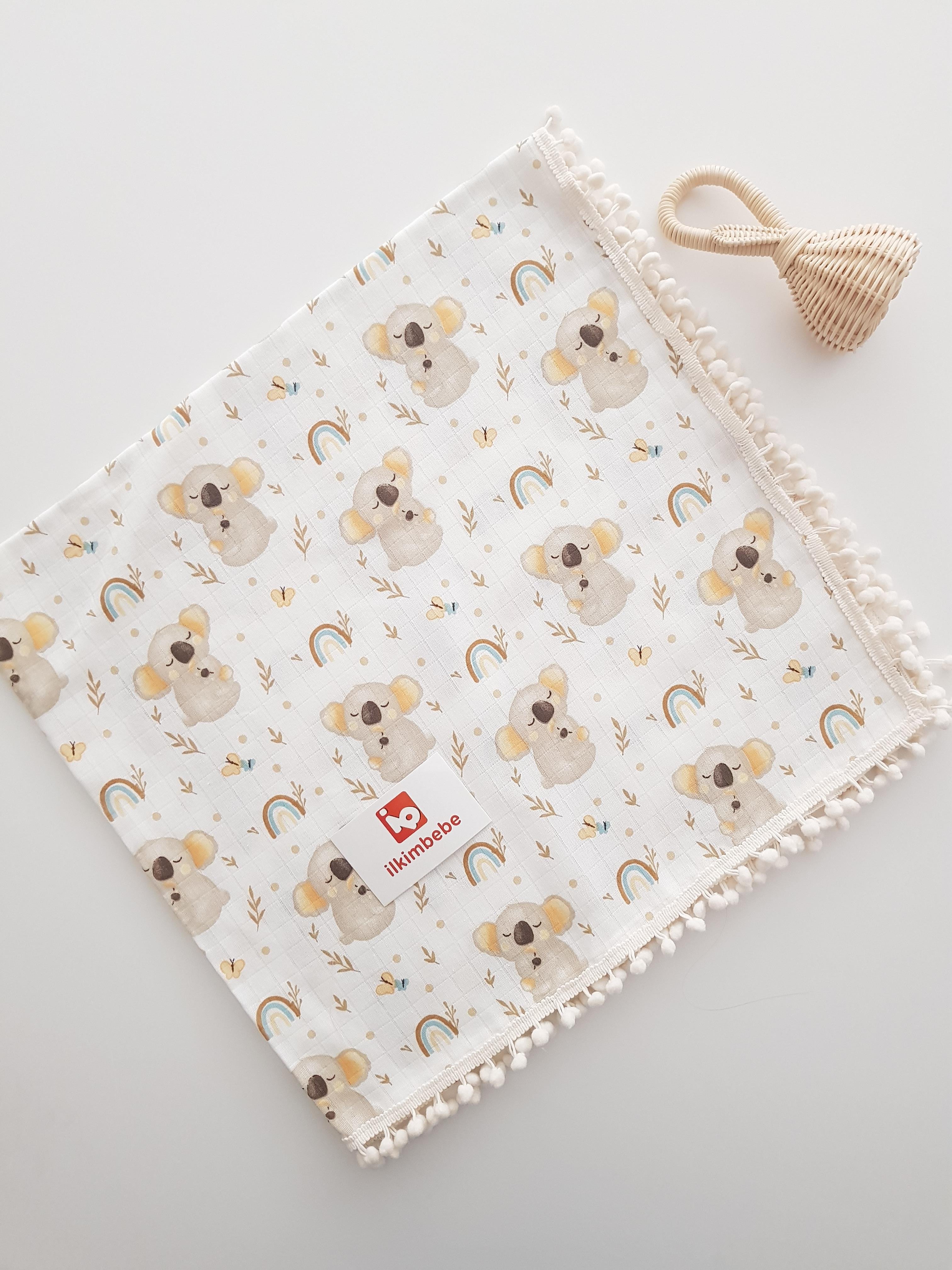 Koala Ponponlu Müslin Bebek Battaniyesi 85x90 - BATTANİYE&ALT AÇMA