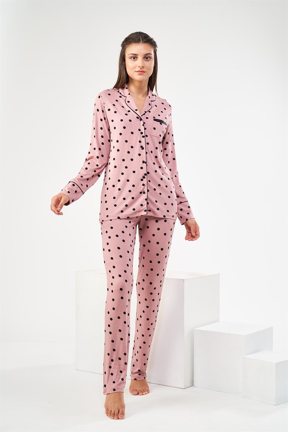 Önden Düğmeli Puantiyeli Pijama Takımı - KADIN