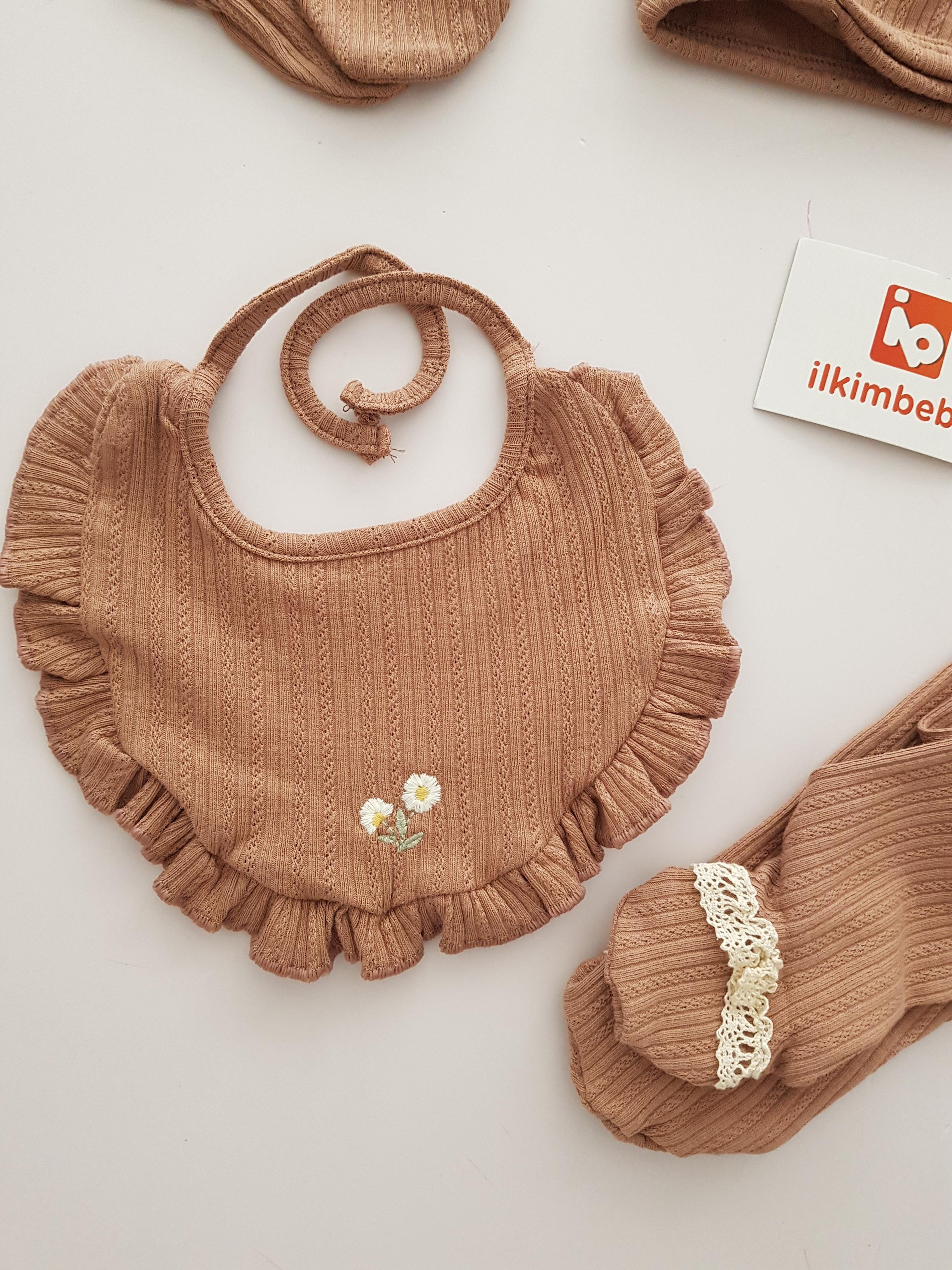 Papatya İşlemeli 5li Set - KIZ BEBEK