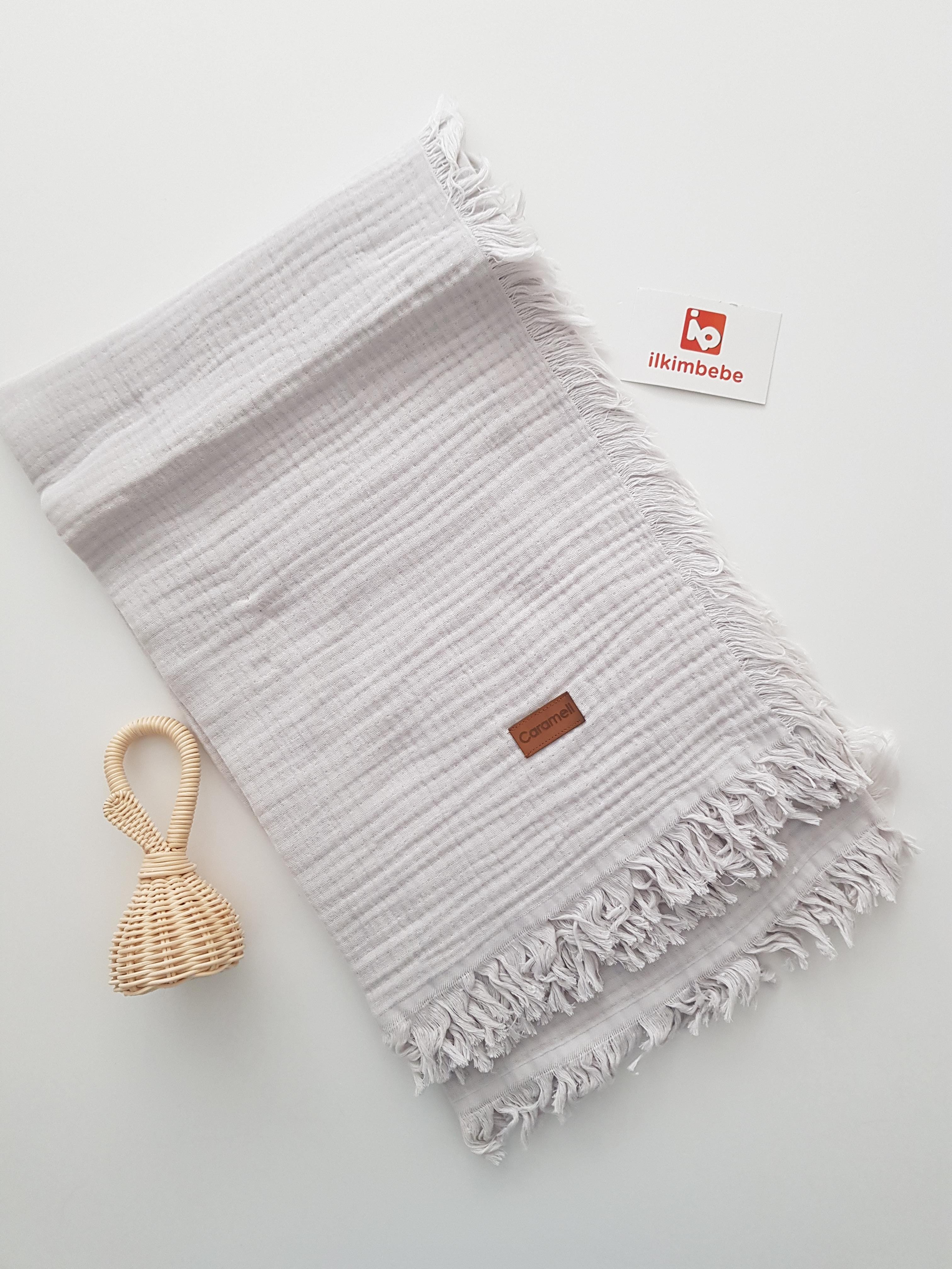 Püsküllü Çift Katlı Müslin Bebek Battaniyesi 120x120 - Çift Katlı Müslin Battaniye