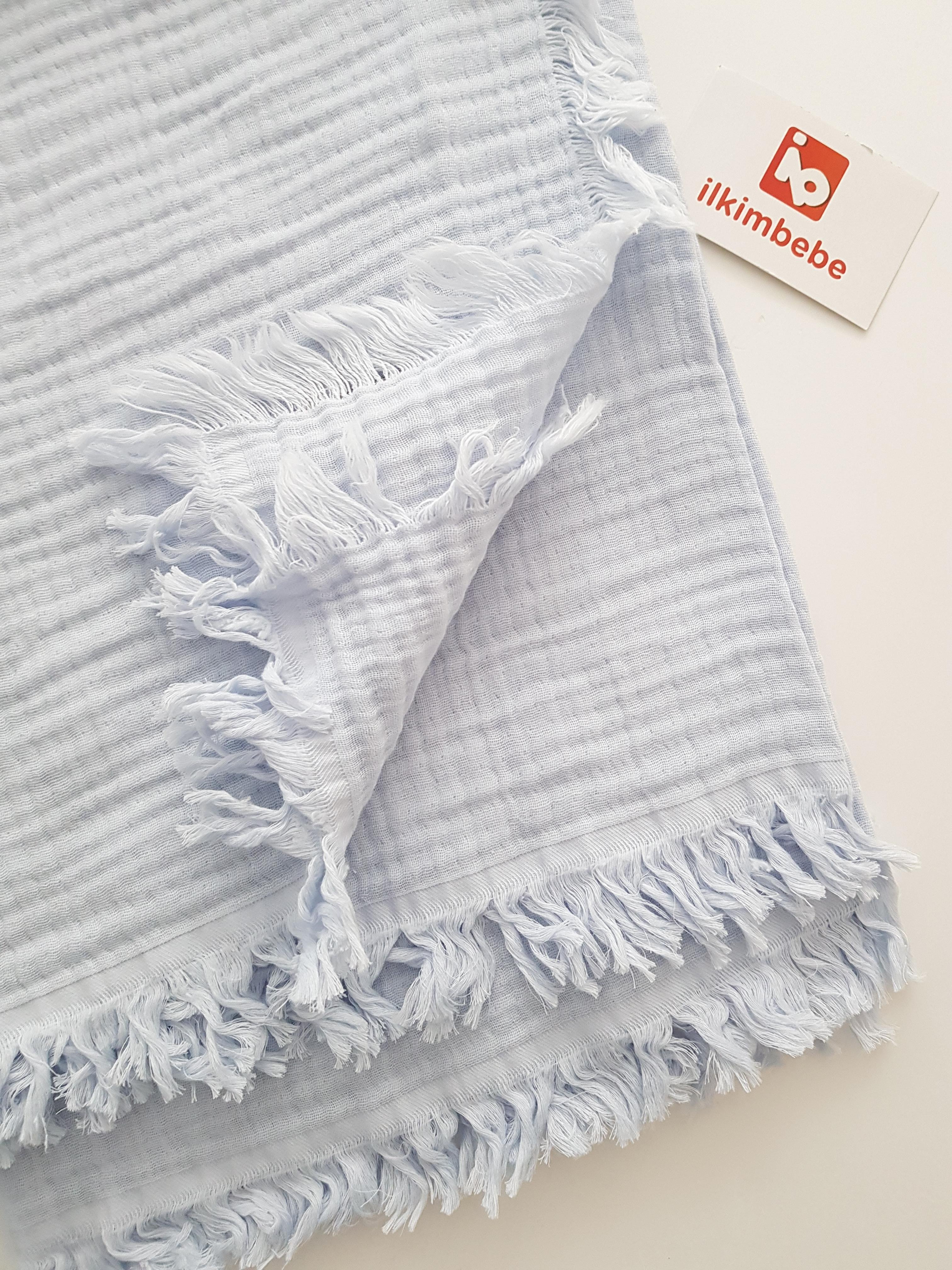 Püsküllü Çift Katlı Müslin Bebek Battaniyesi 120x120 - Çift Katlı Müslin Battaniye