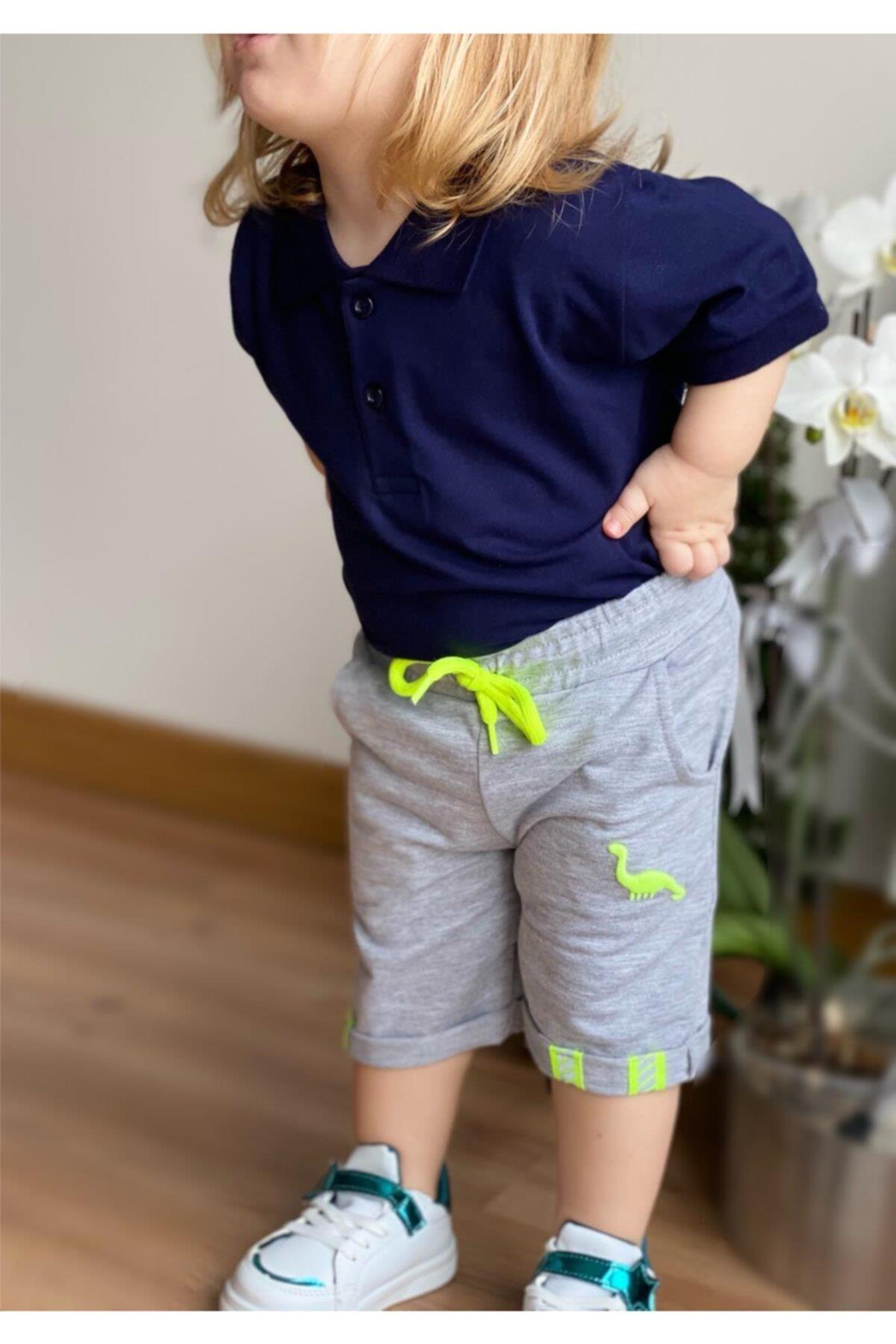 Karanlıkta Parlayan Fosforlu Sevimli Erkek Çocuk Dinazorlu Şort Polo Yaka Tshirt Kombin 2 Li Takım