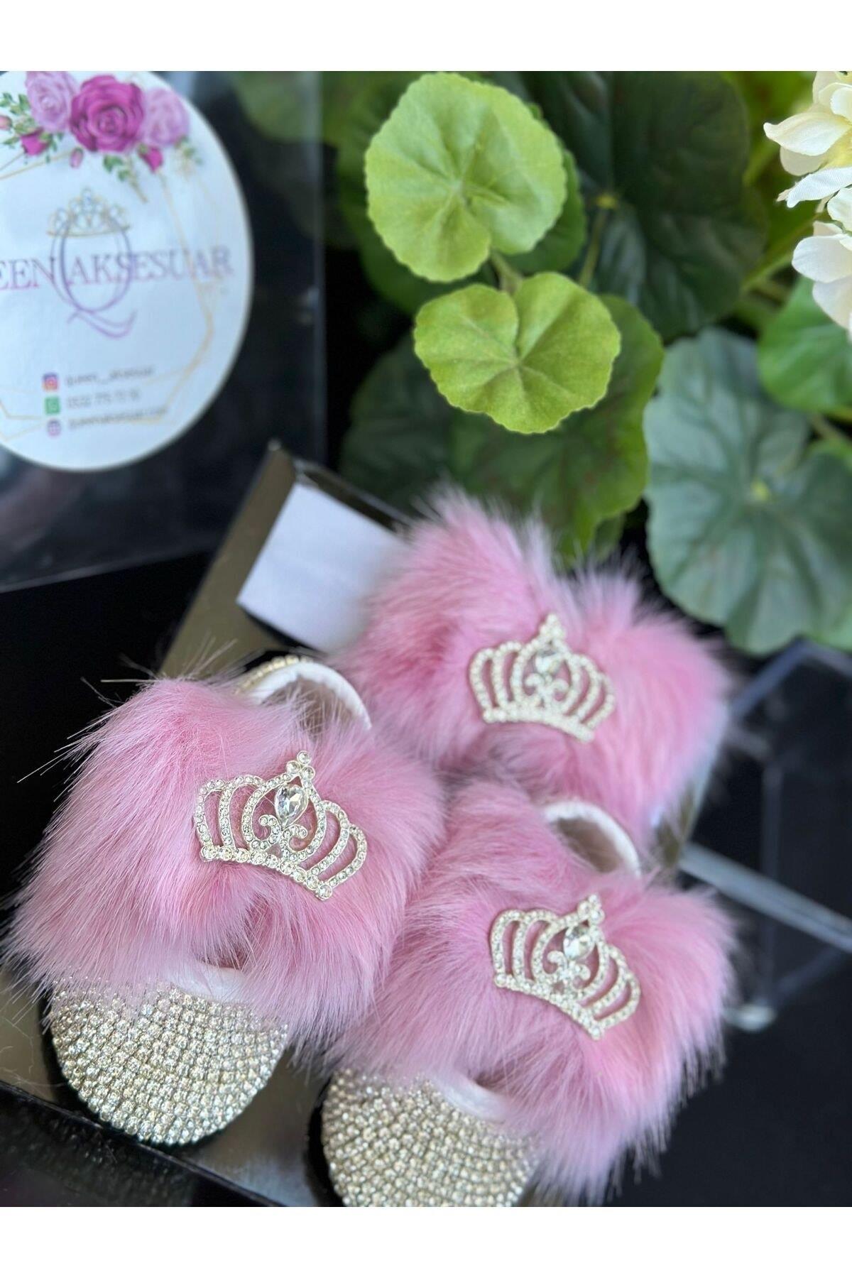 Marka moda özel tasarım lüks tüylü metal prenses broşlu bebek taşlı ayakkabı saç bantı set pembe
