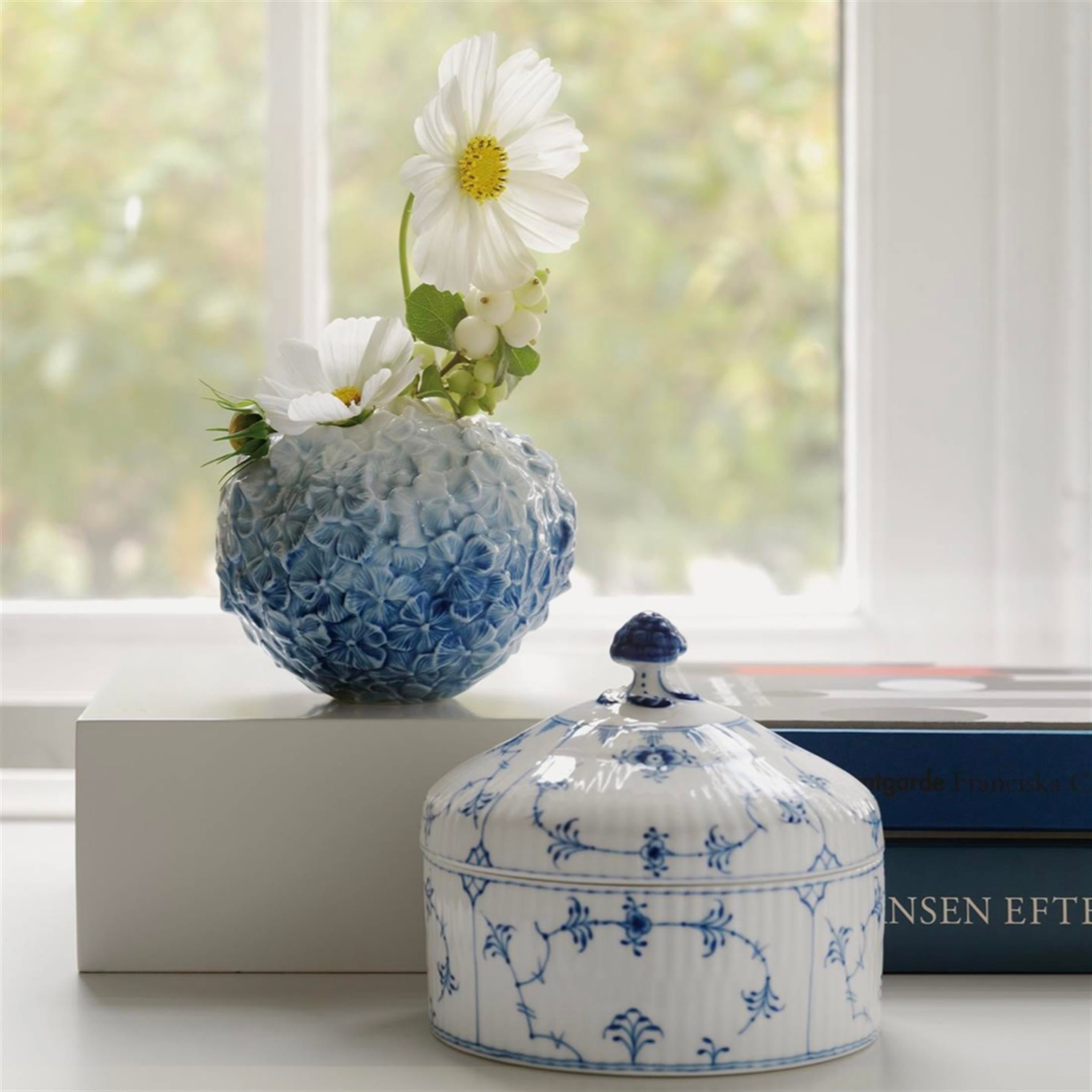 ROYAL COPENHAGEN Kapaklı Şekerlik 11,5 cm / 540 ml Blue Fluted Plain