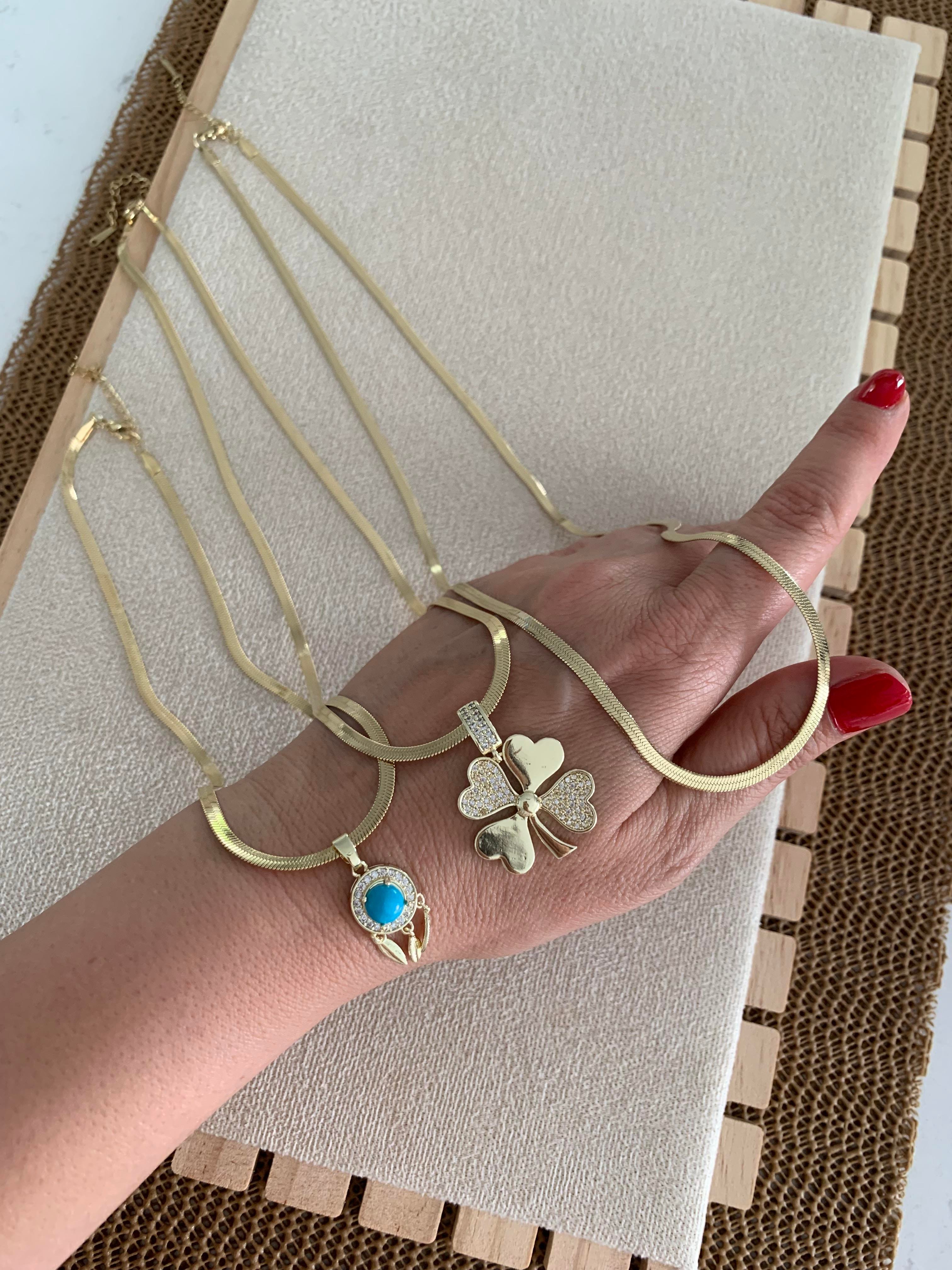 Çelik Gold 3 Lü Zirkon Taşlı Yonca Set Kolye