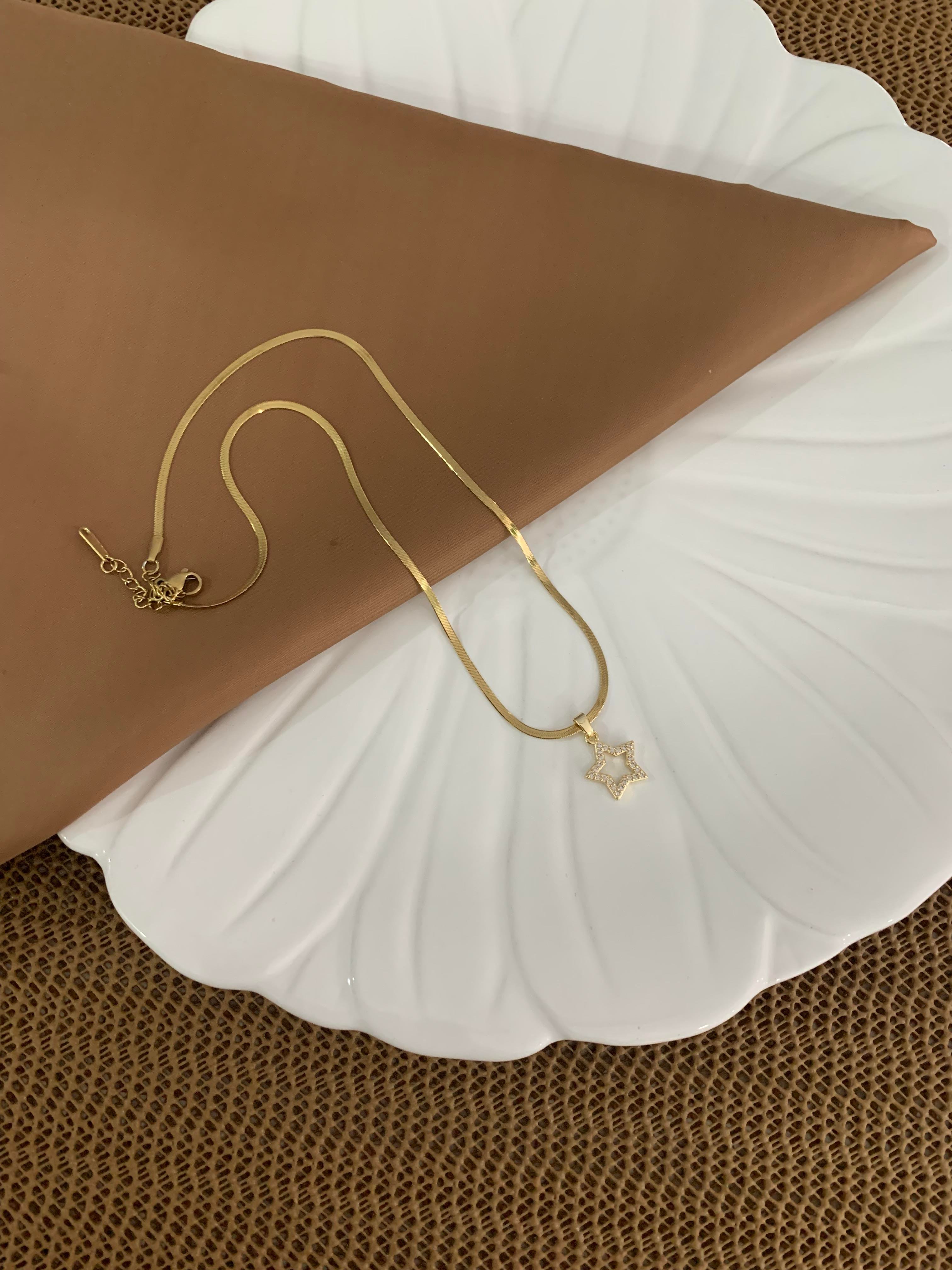 Çelik Gold İtalyan Zincir Zirkon Taşlı İçi Boş Yıldız Kolye