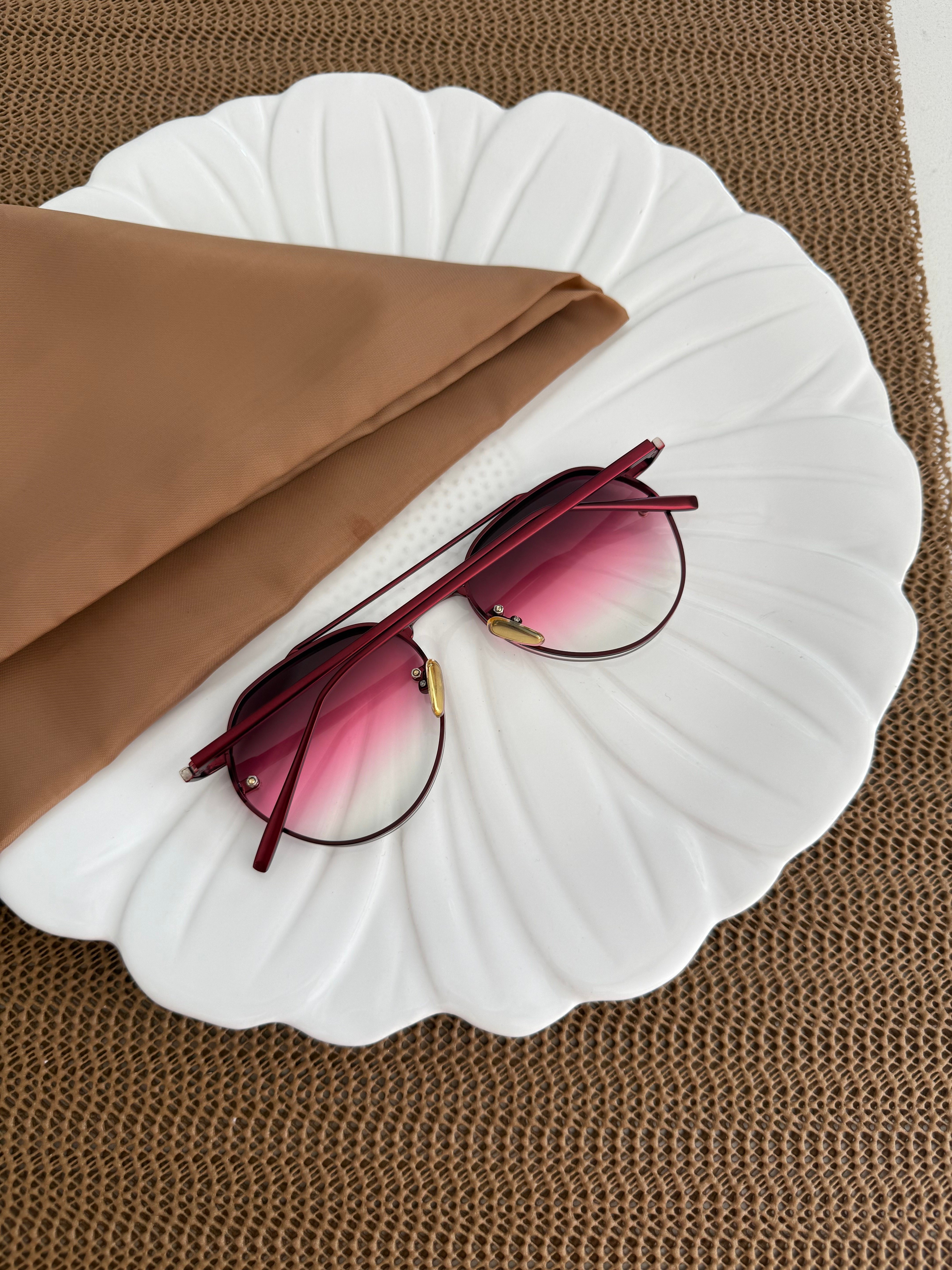 Lotus Bordo