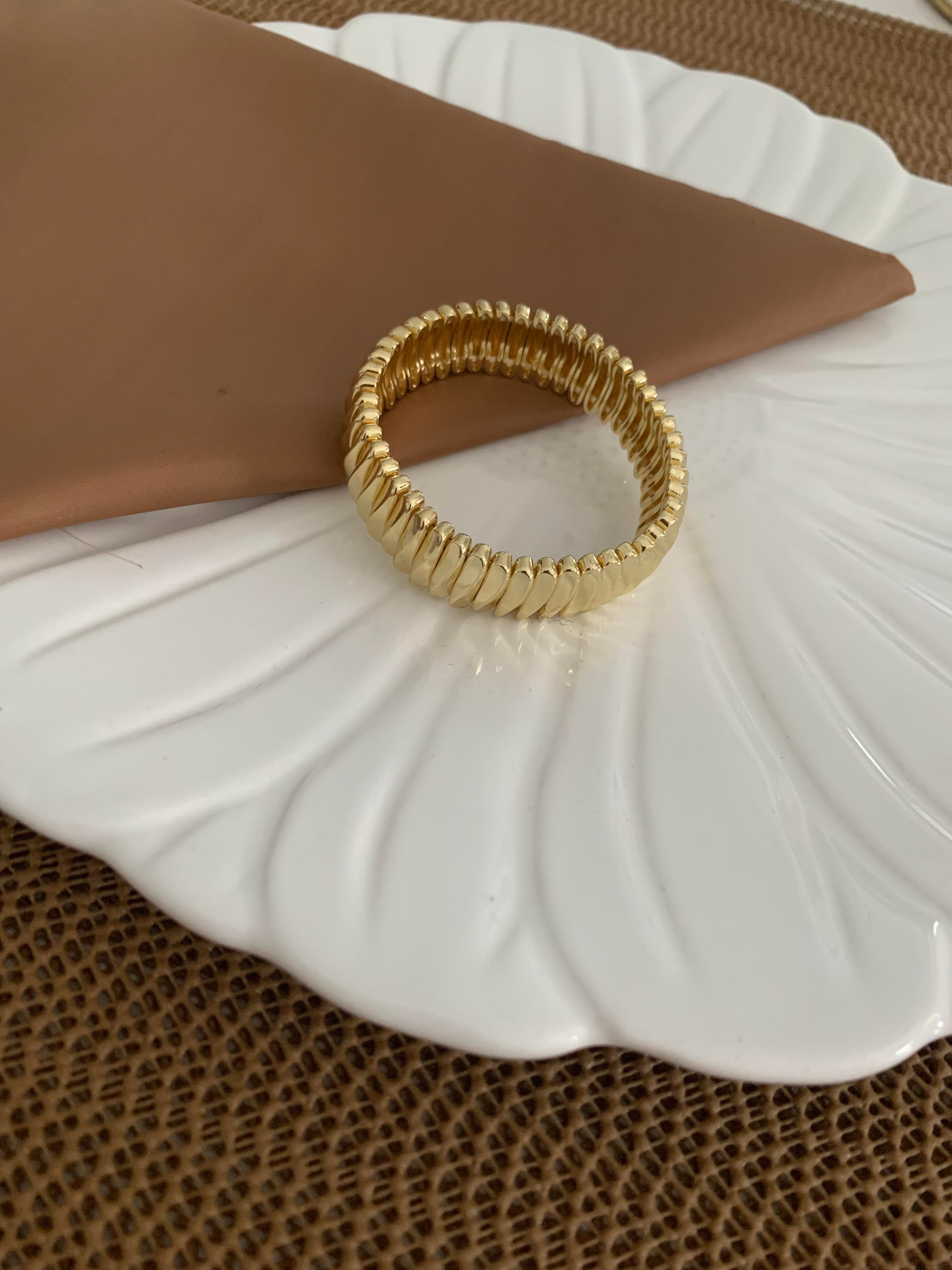 Özel Seri Plaka Kıvrımlı Lastik Bilezik