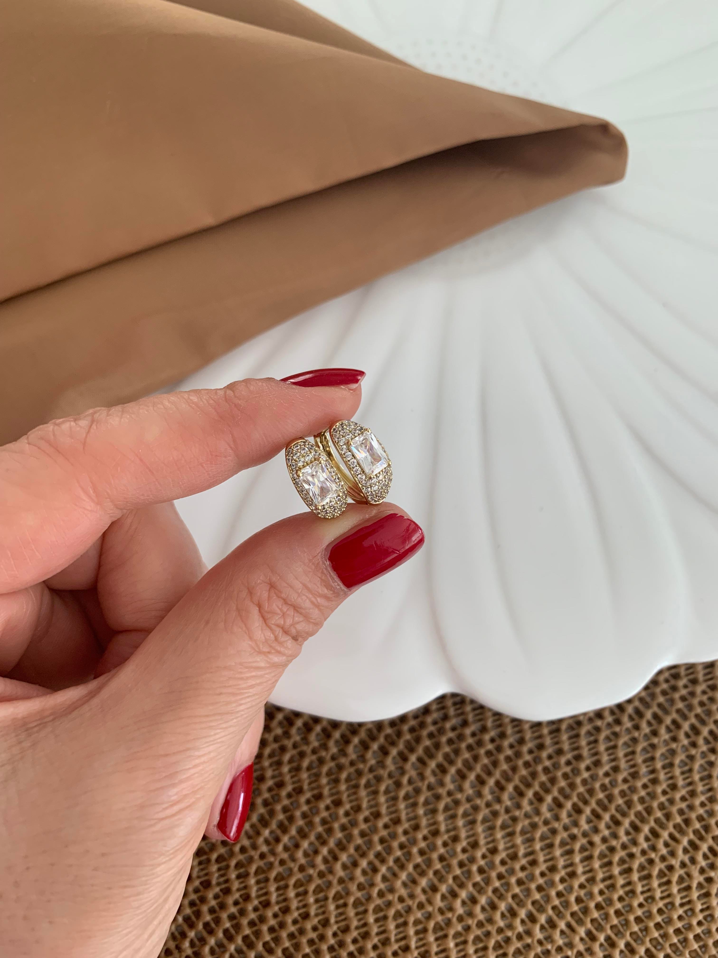 Vip 14k Baget Tek Taşlı Yüzük Halka Küpe