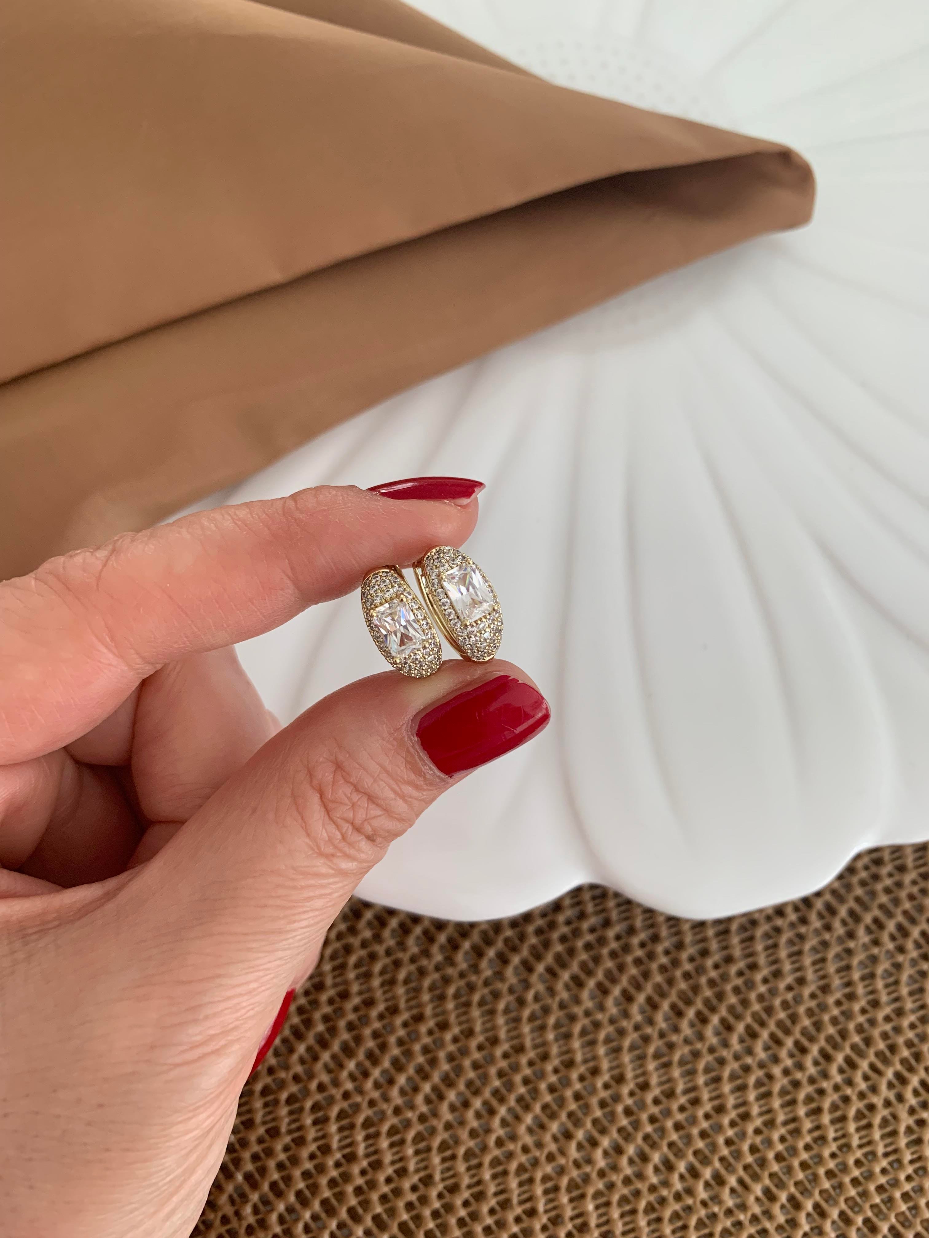 Vip 14k Baget Tek Taşlı Yüzük Halka Küpe