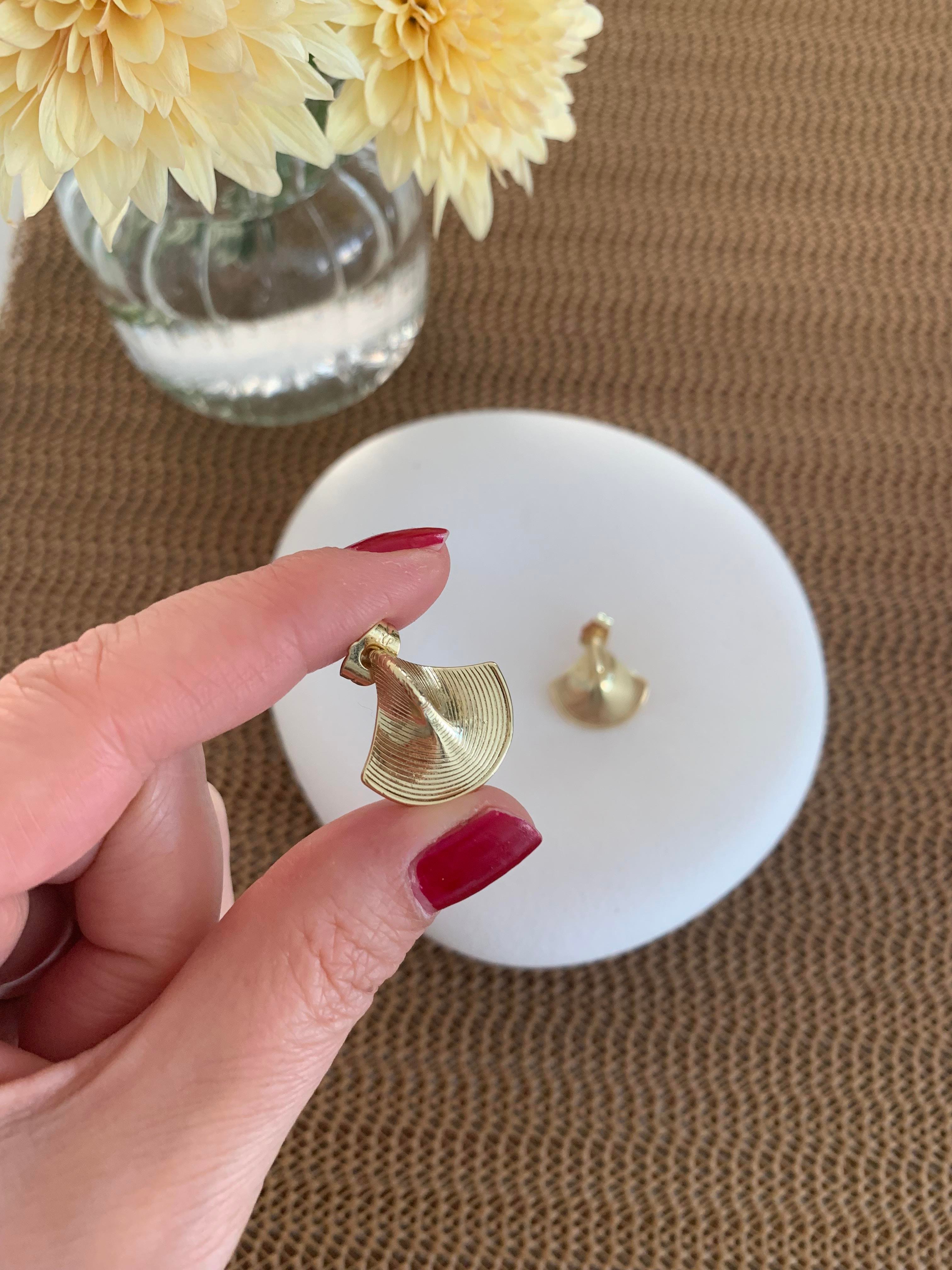 Vip 14k Tırtıklı Plaka Yelpaze Küpe