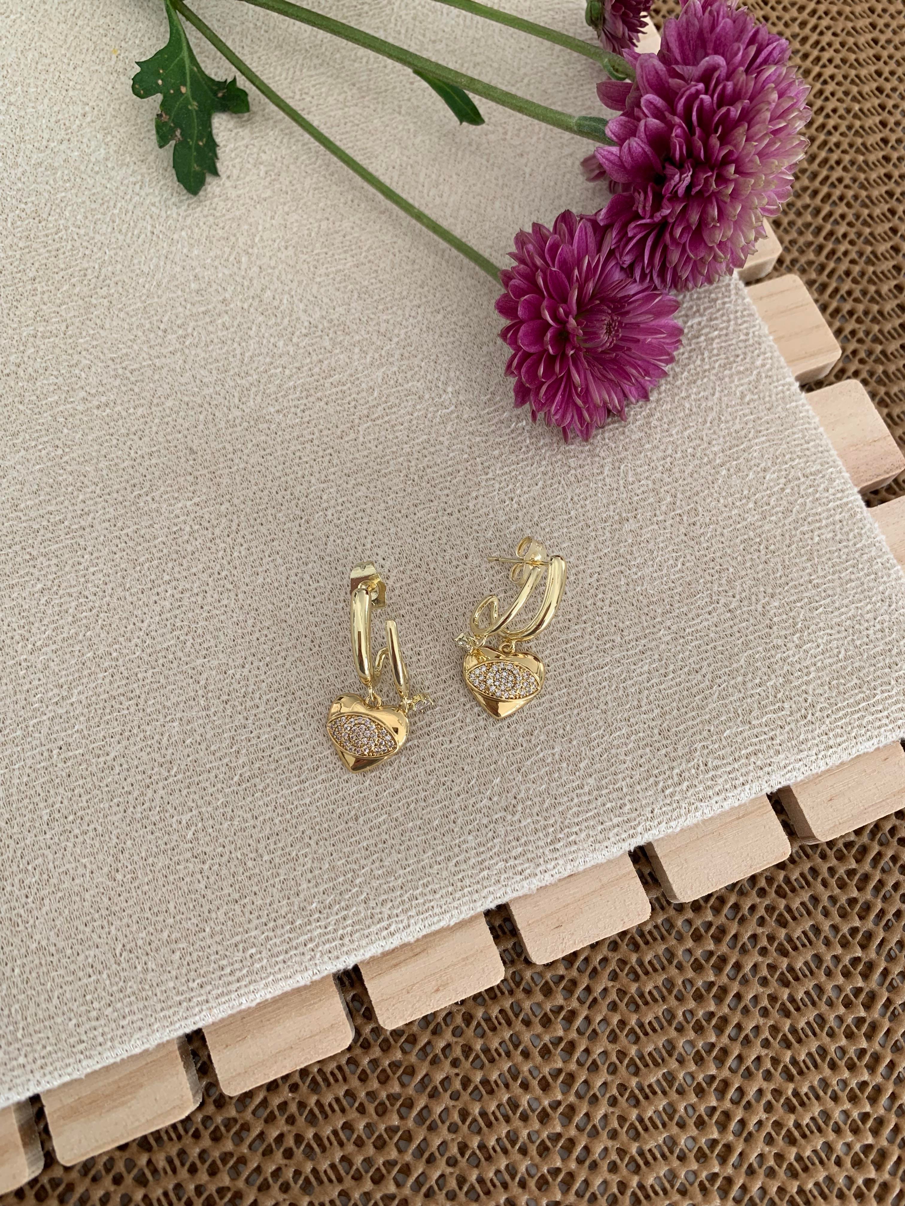 Vip 14k Zirkon Taşlı Kalp Göz Sallantılı Tasarım Küpe
