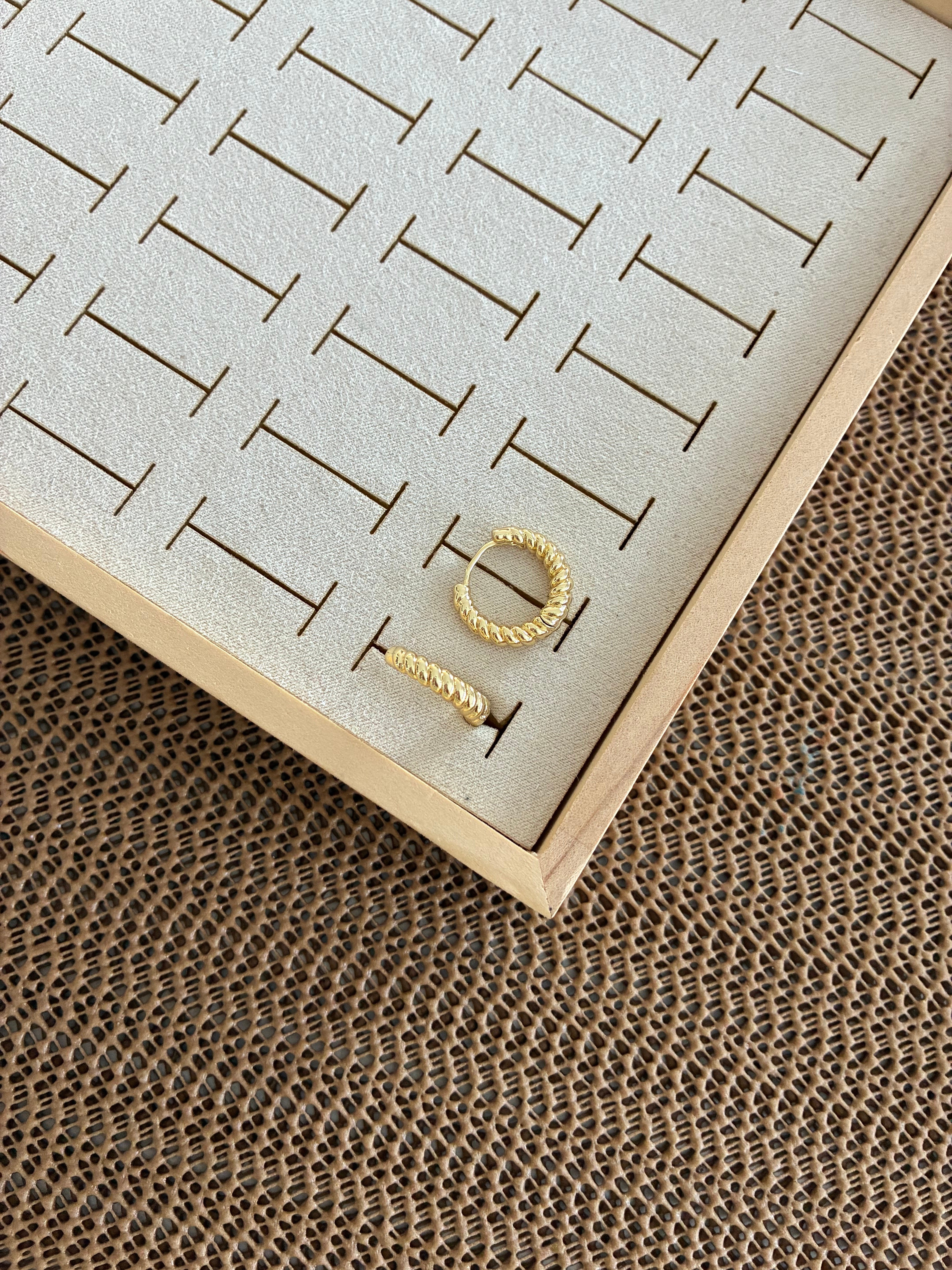 Vip Gold 1,5 cm Burgu Halka Küpe