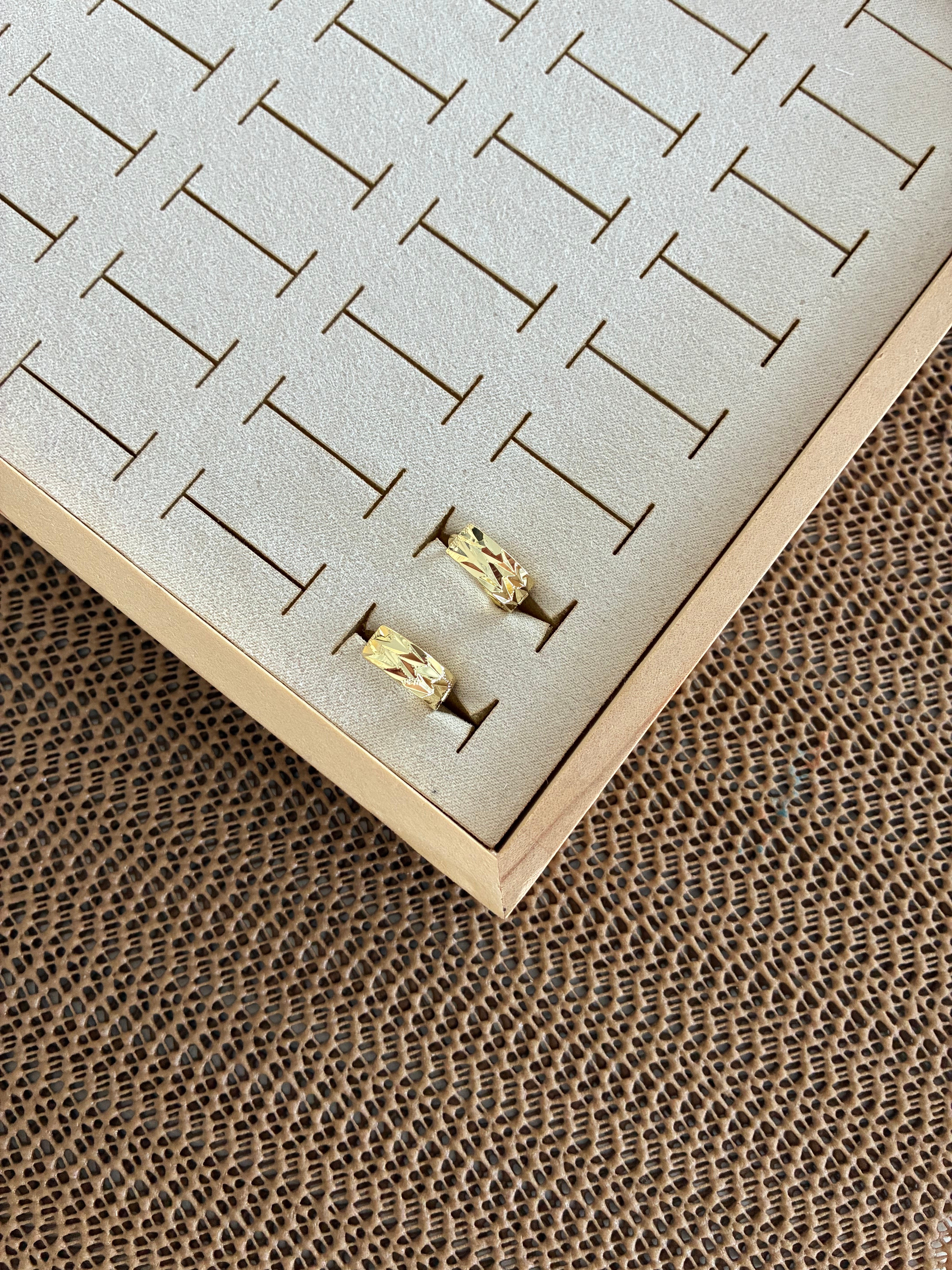 Vip Gold 1,5 cm Çizgili Halka Küpe