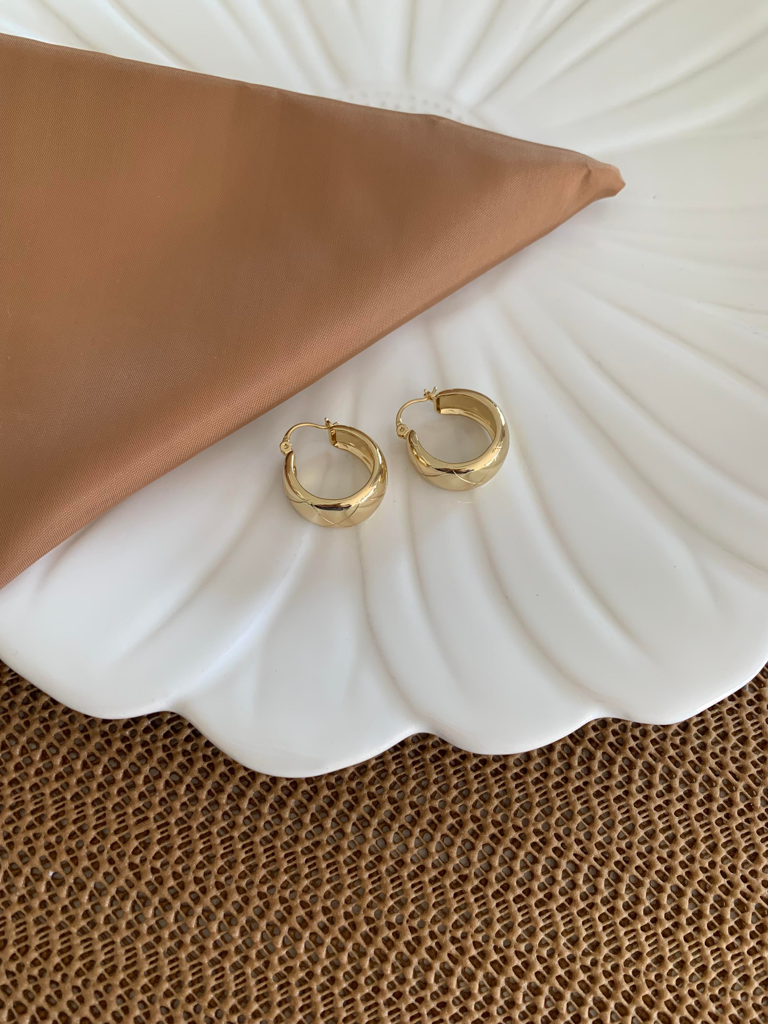 Vip Gold 2 Cm Kalın Bombeli Plaka Halka Küpe