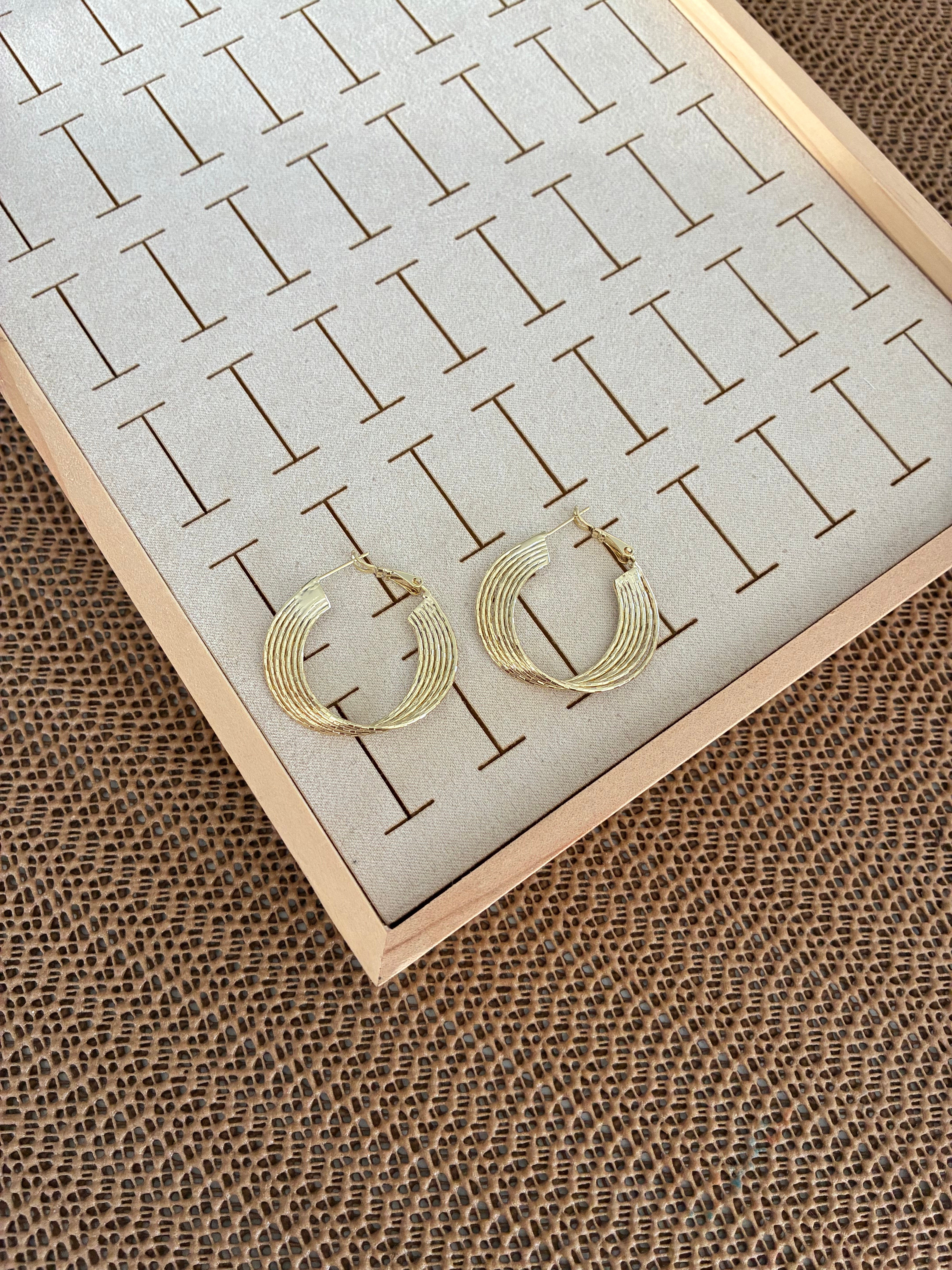 Vip Gold 3 Cm Pırıltılı Altı Sıralı Halka Küpe