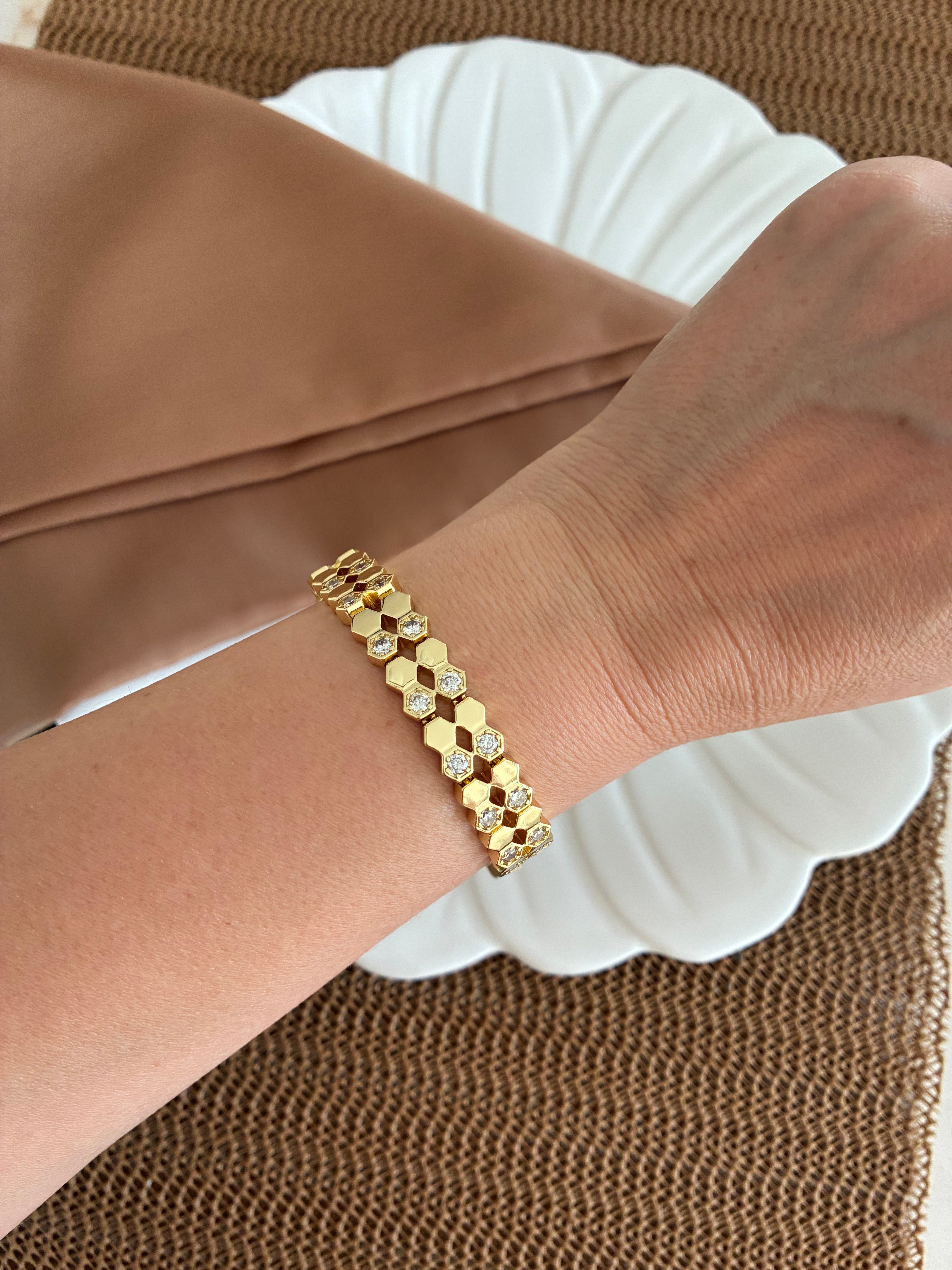 Vip Gold Baget Taşlı Duble Petek Sıralı Bileklik