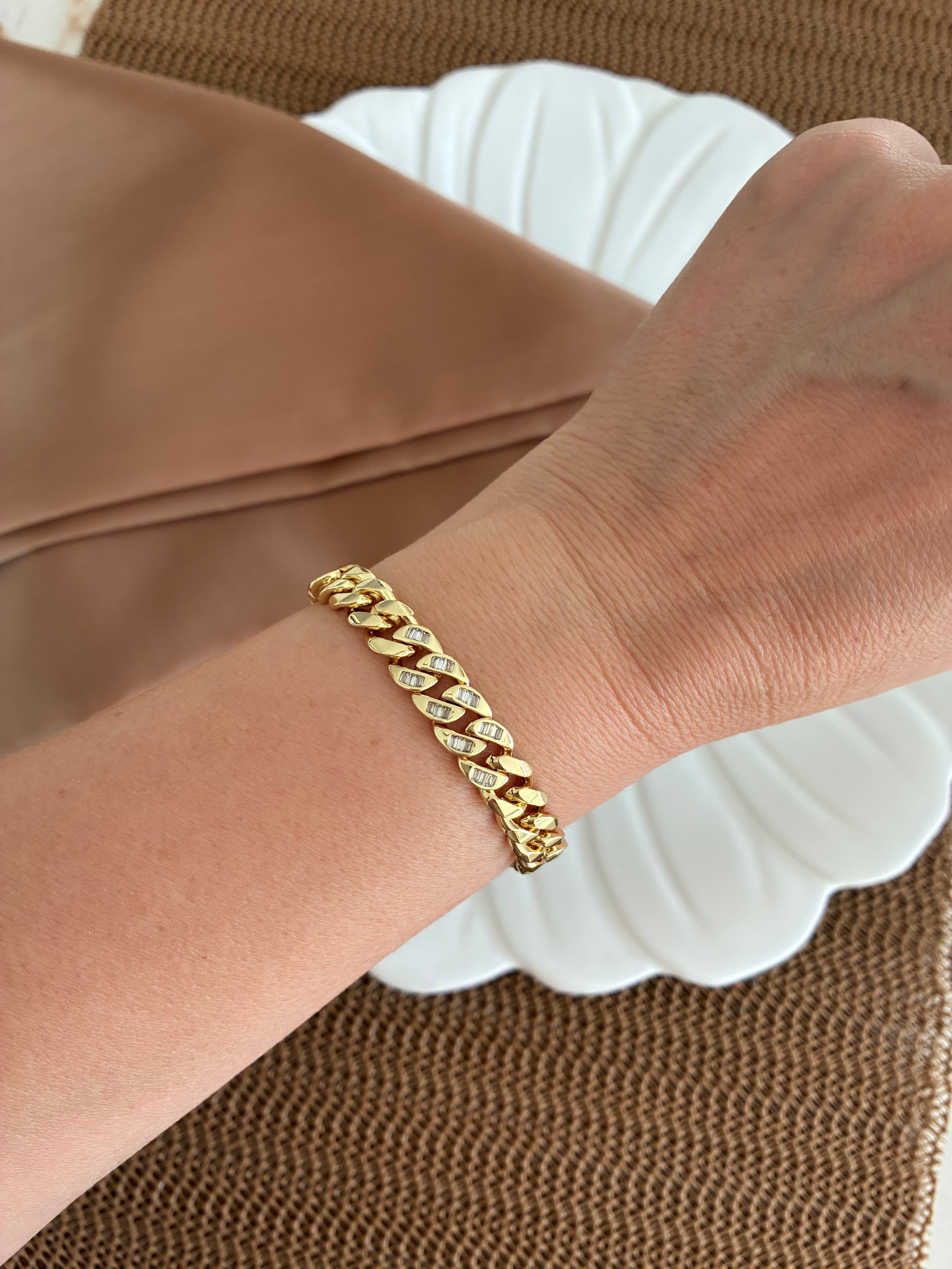 Vip Gold Baget Taşlı  Klasik Zincirli Bileklik
