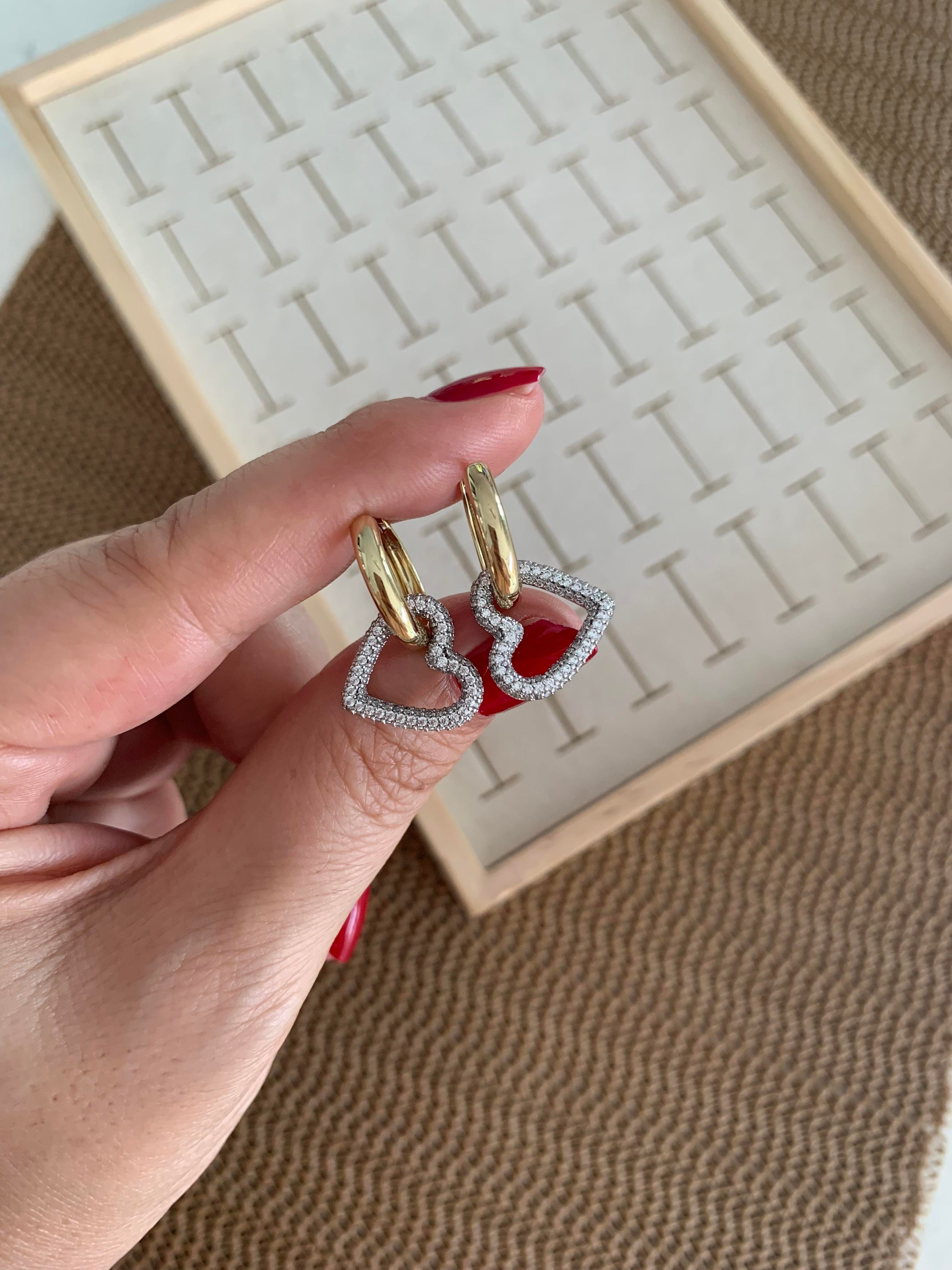 Vip Gold Boru Halka Zirkon Taşlı Kalp Sallantılı Küpe