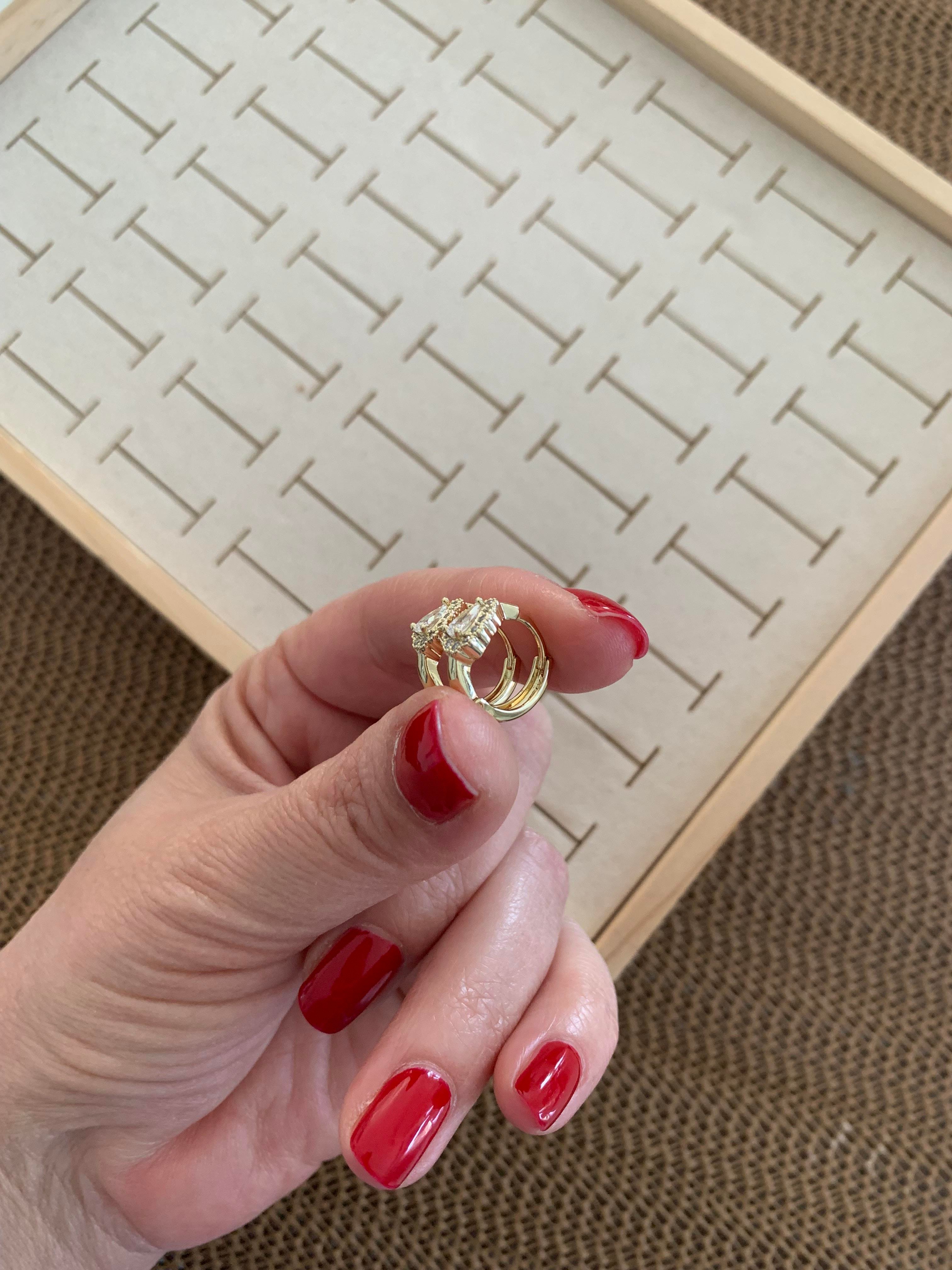 Vip Gold Damla Tek Taşlı Küçük Halka Küpe