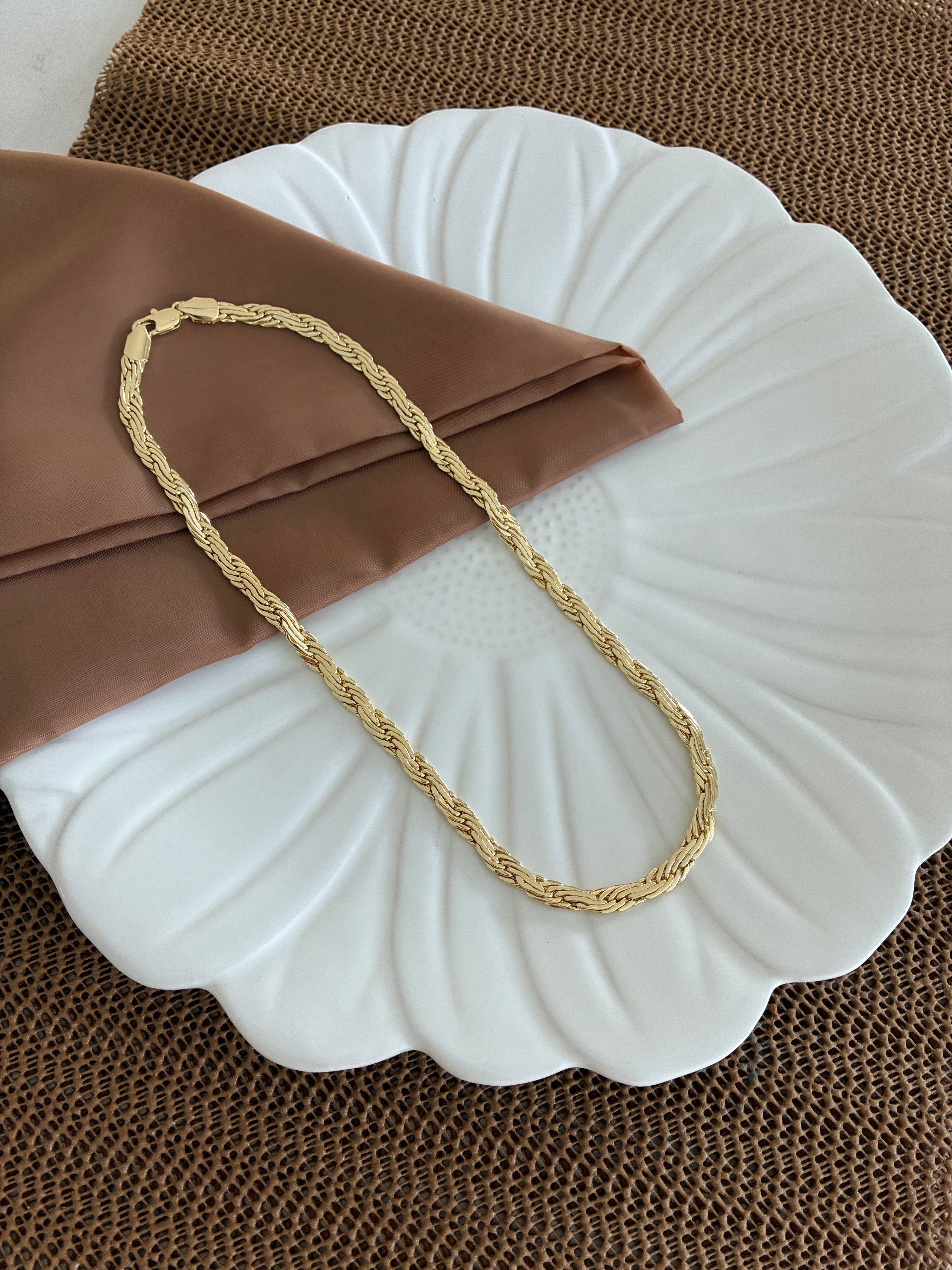Vip Gold İç İçe Geçme S Zincirli Kolye