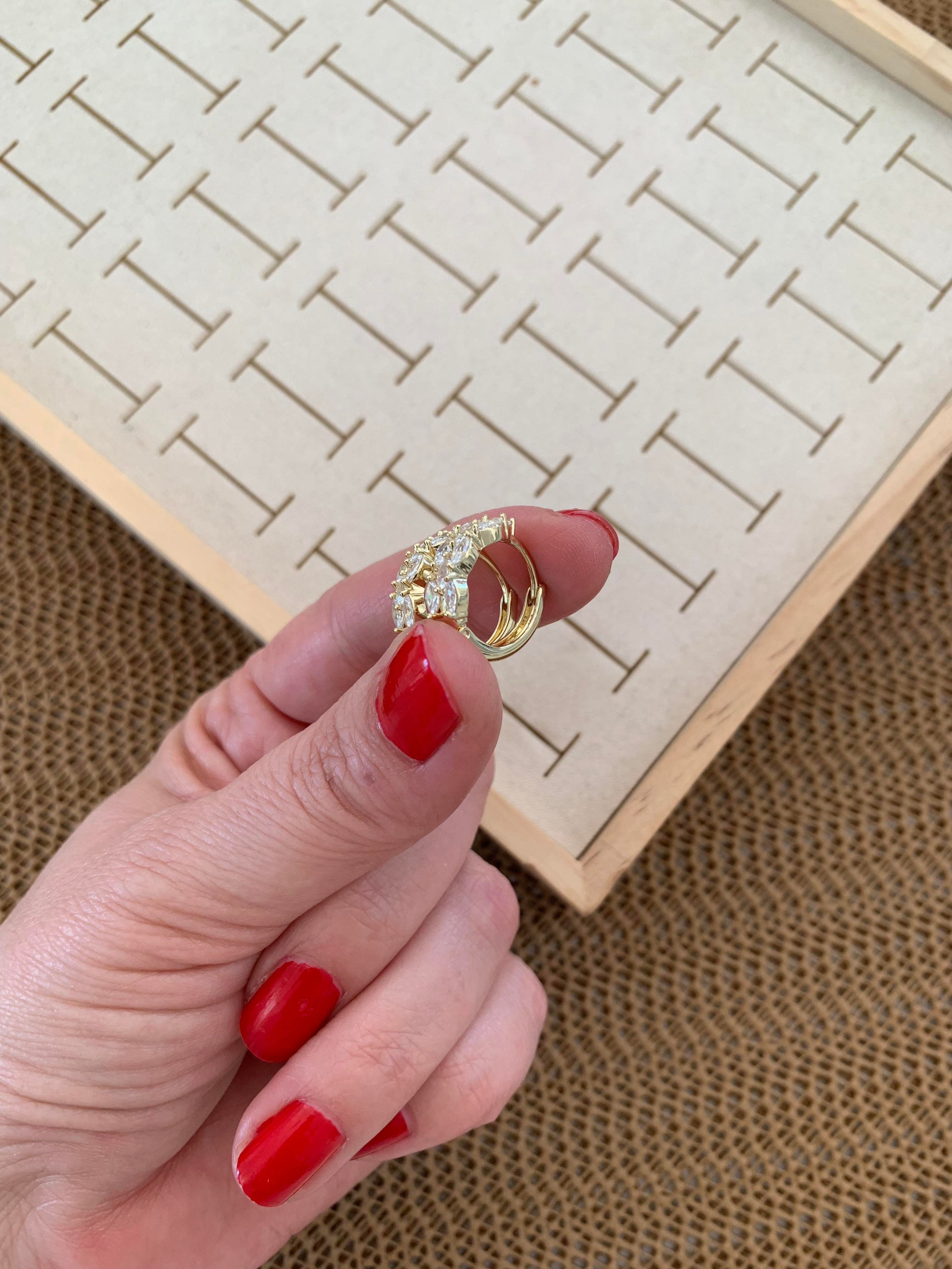 Vip Gold İki Sıra Damla Baget Taşlı Halka Küpe