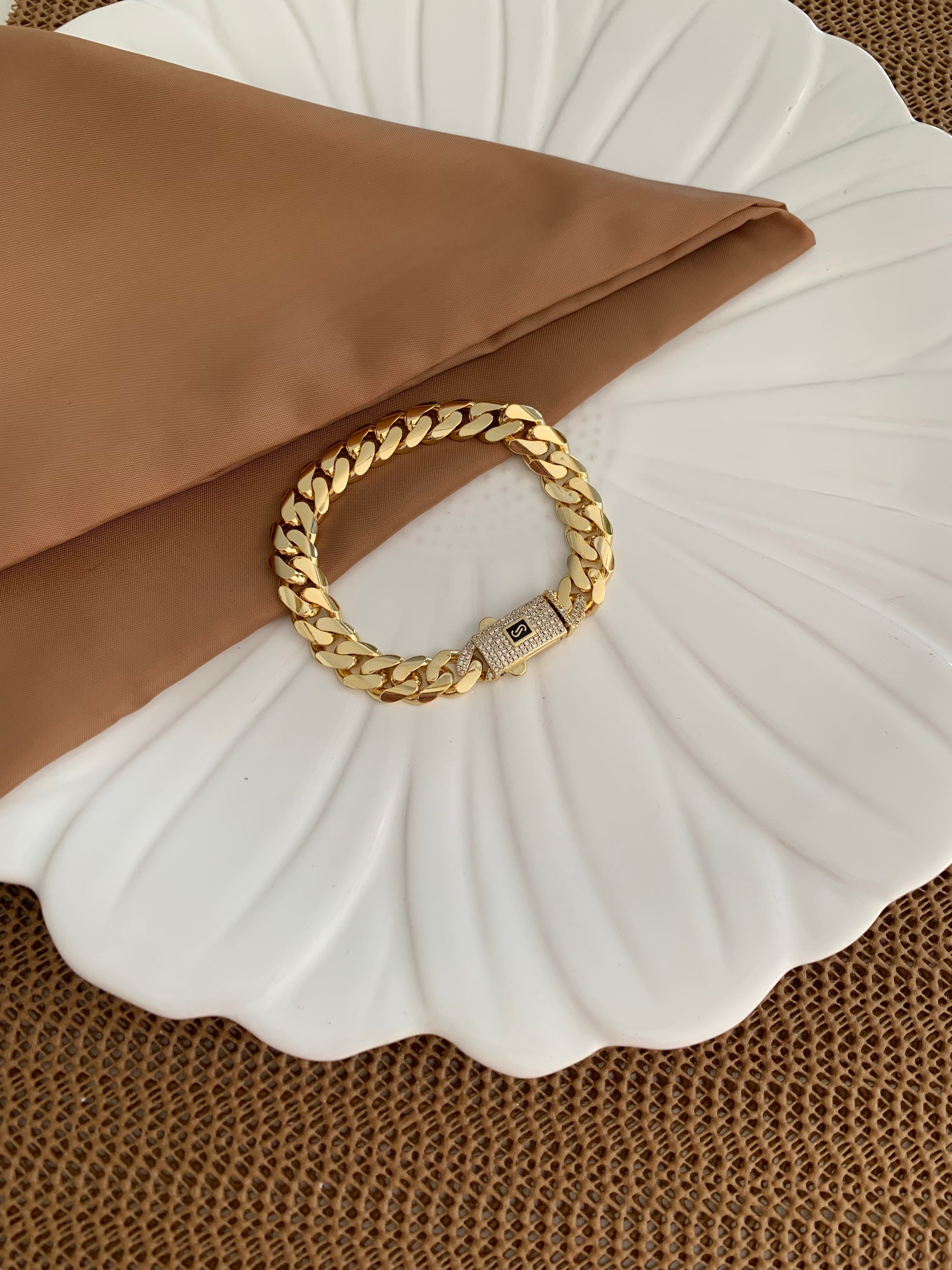 Vip Gold Kalın Kesme Zincirli Gurmet Bileklik
