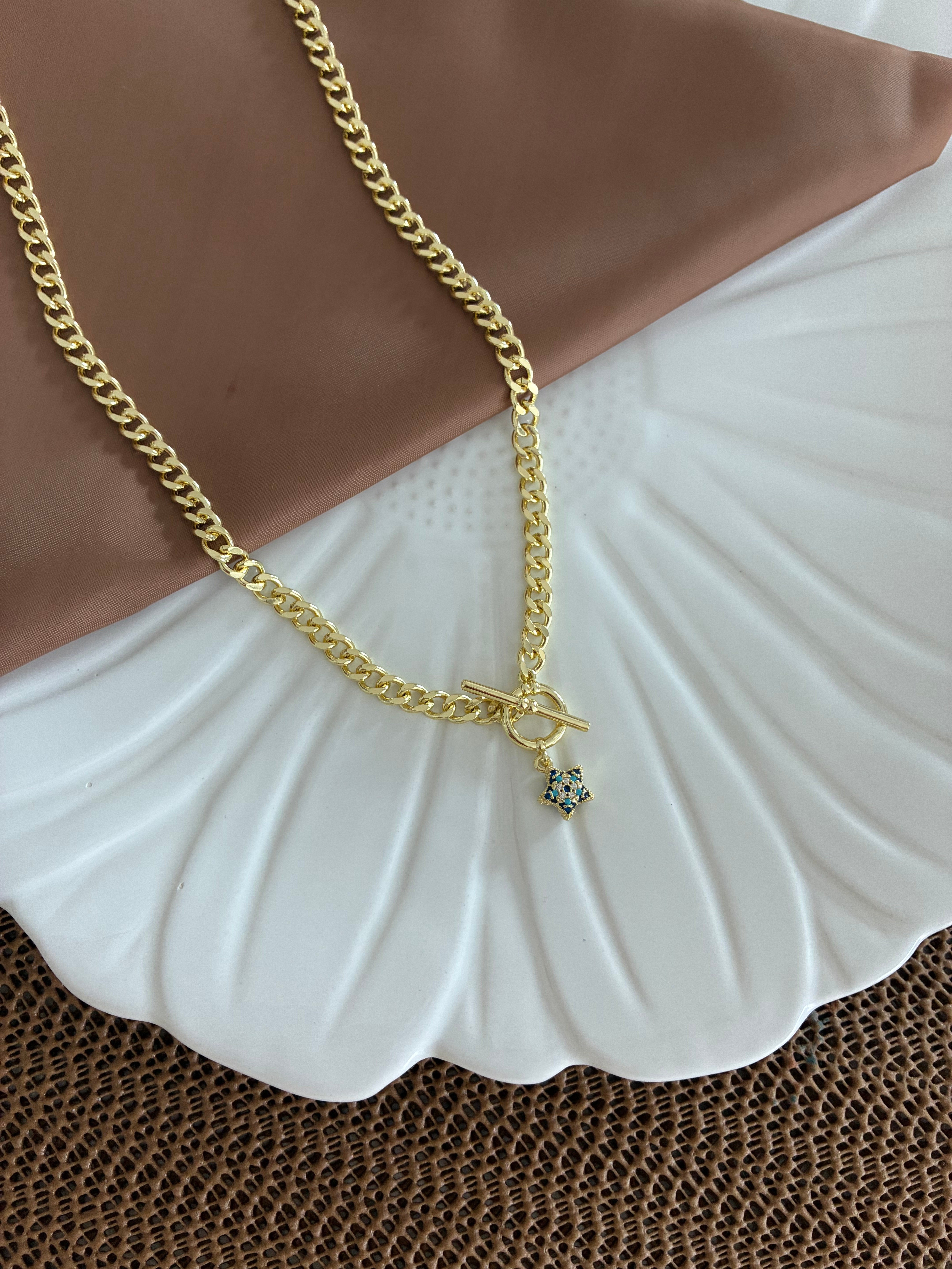 Vip Gold Klasik Zincir Zirkon Taşlı Mavi Yıldız Kilit Uçlu Kolye