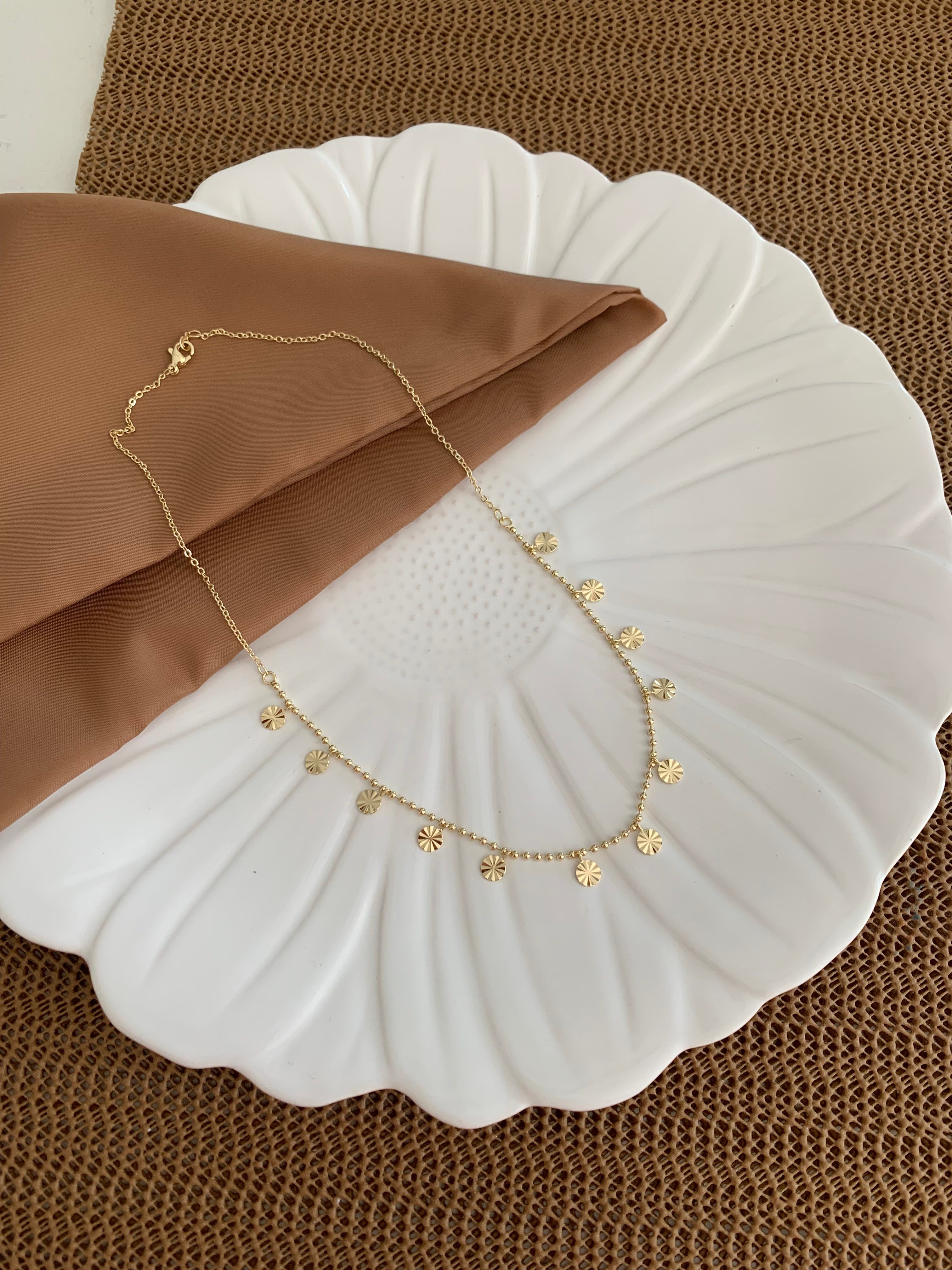 Vip Gold Mini Topçuk Zincir Pırıltılı Pul Kolye